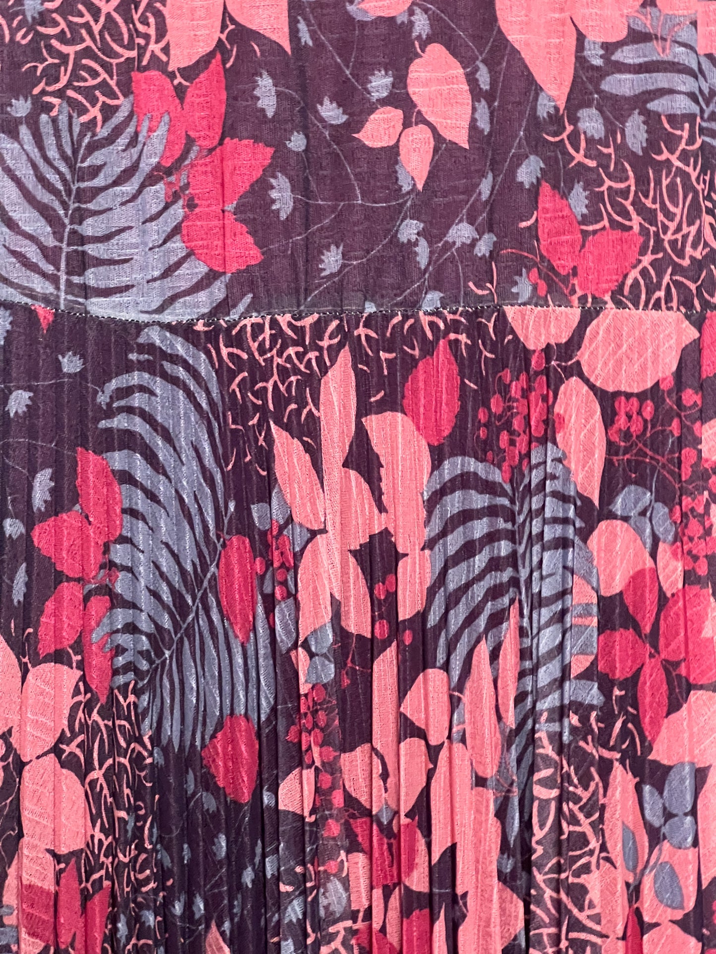 Robe Vintage Midi Plissée - Col Lavallière / Cravate - T. 36 - Imprimé Rétro Chaud