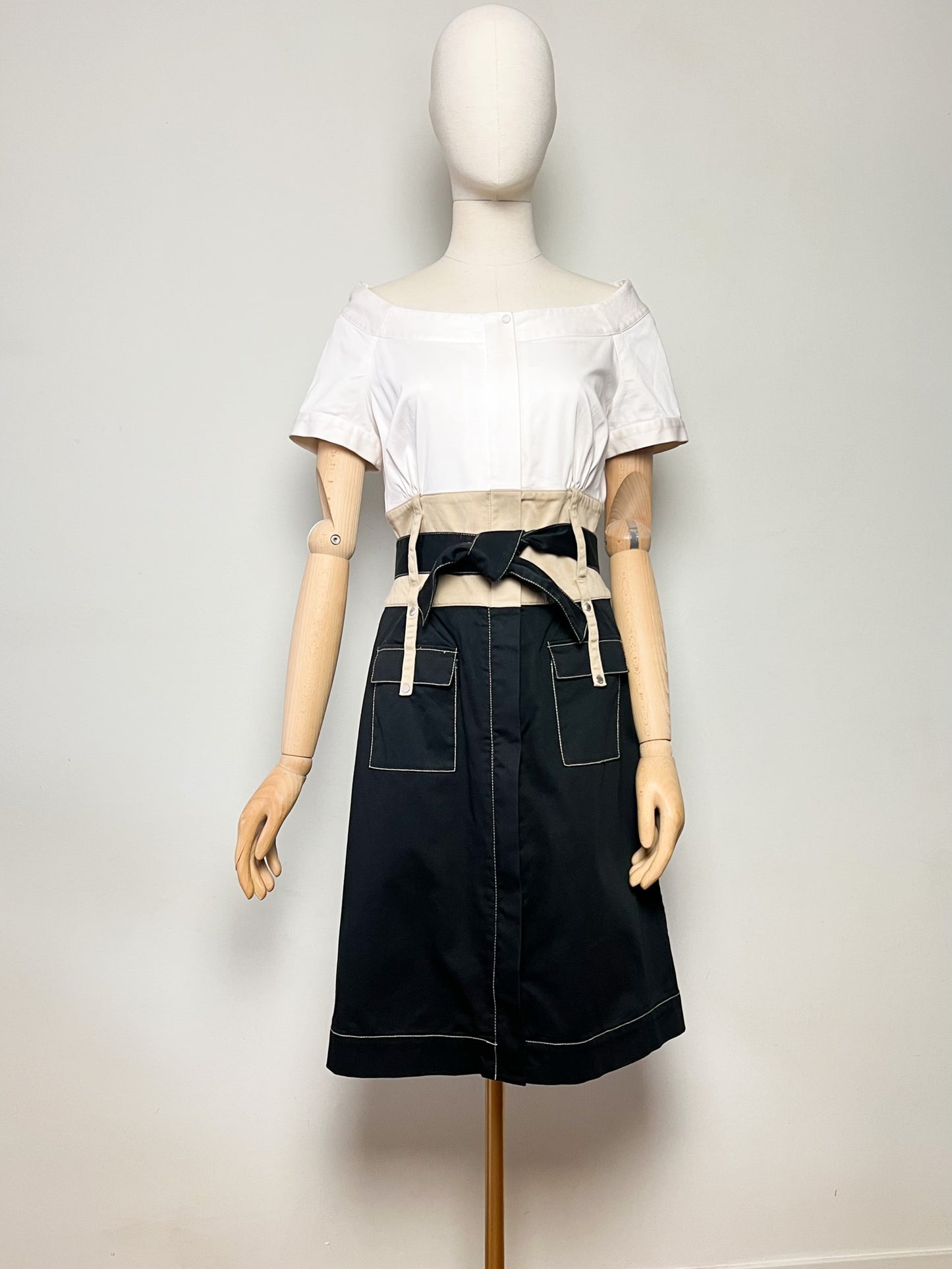 Robe Fourreau Adolfo Dominguez – Style "Saharienne Chic" – Tricolore – Taille 40