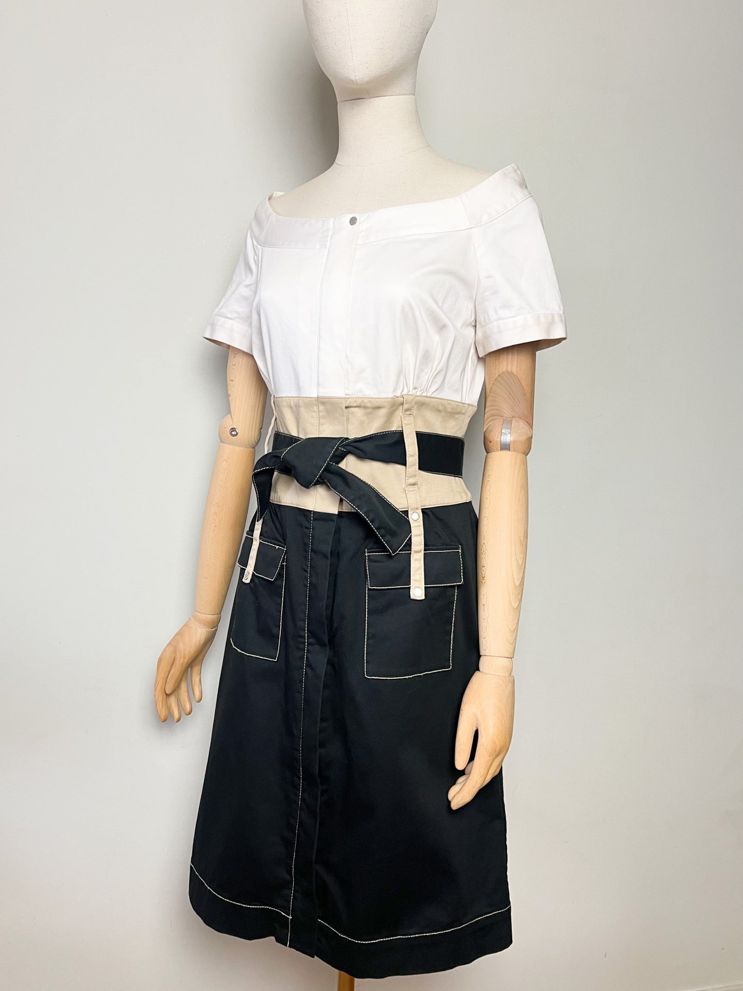 Robe Fourreau Adolfo Dominguez – Style "Saharienne Chic" – Tricolore – Taille 40