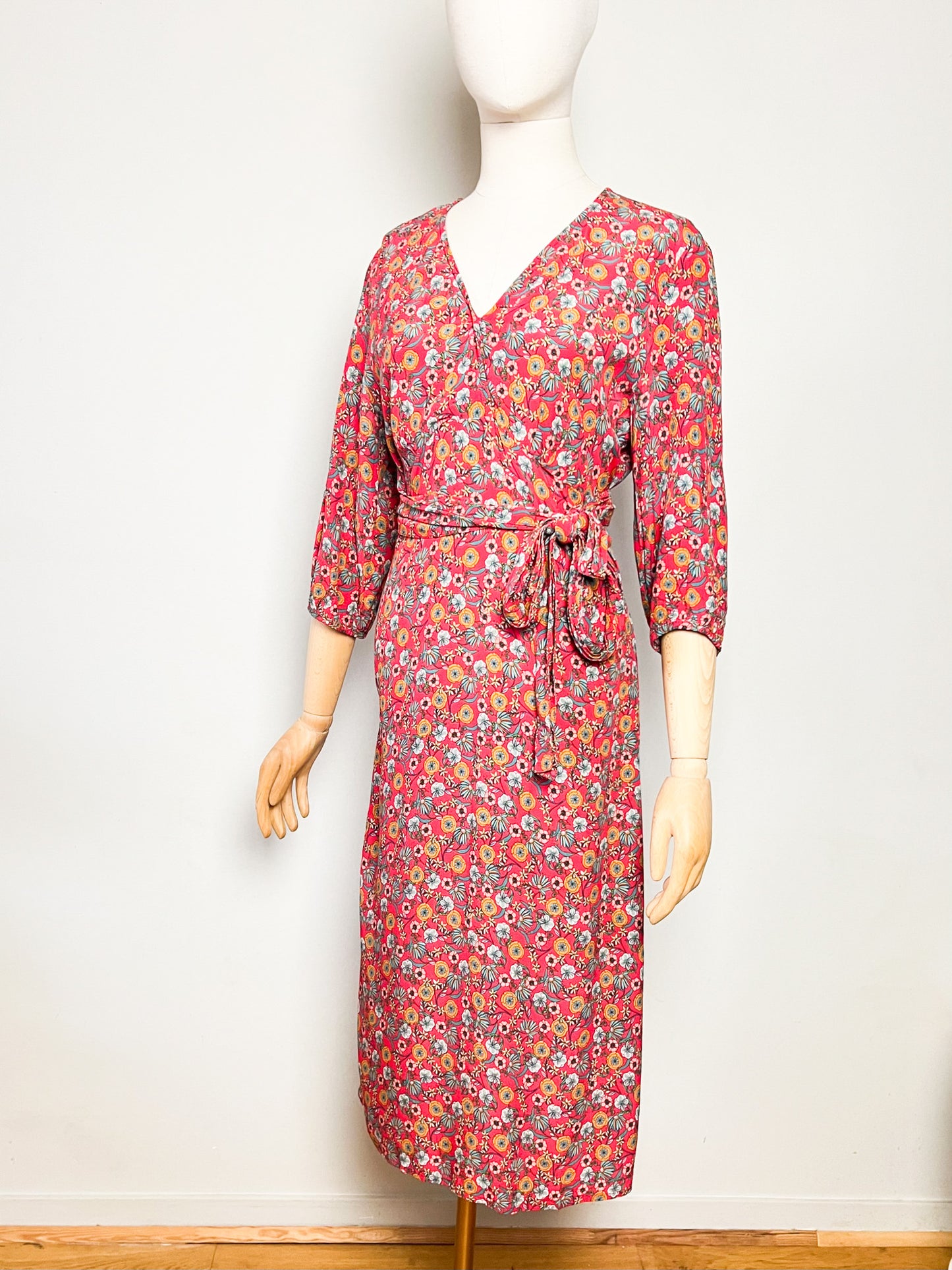 Robe Midi– Fleuri Rouge Pâle – Antoine & Lili – Modèle Charlie – T40/42