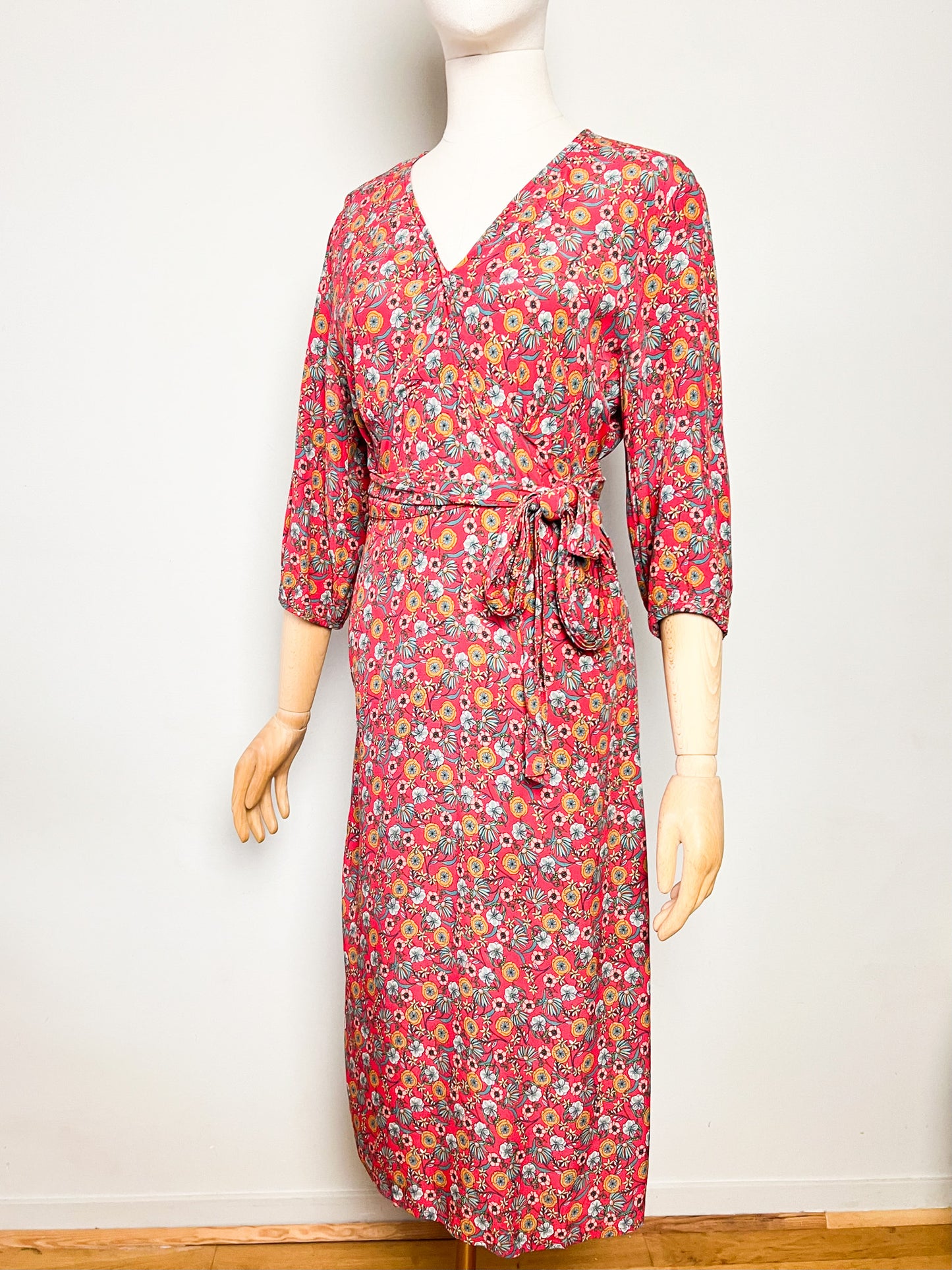Robe Midi– Fleuri Rouge Pâle – Antoine & Lili – Modèle Charlie – T40/42