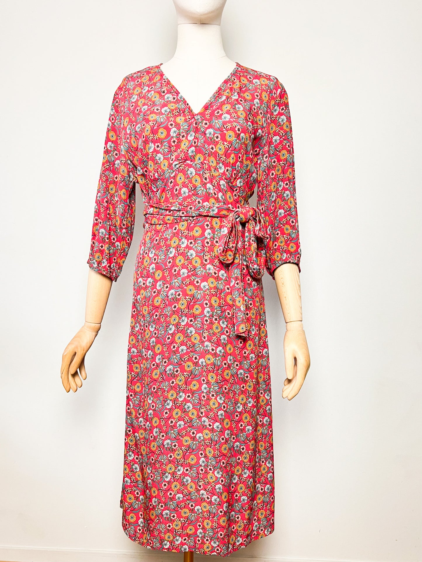 Robe Midi– Fleuri Rouge Pâle – Antoine & Lili – Modèle Charlie – T40/42