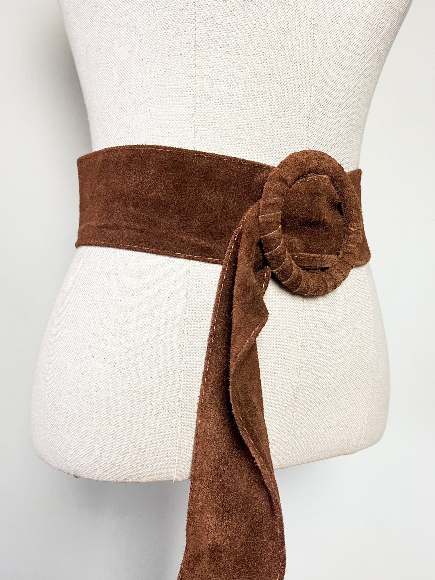 Ceinture Large en Cuir Marron– Maxi Boucle Recouverte – Fabrication Italienne