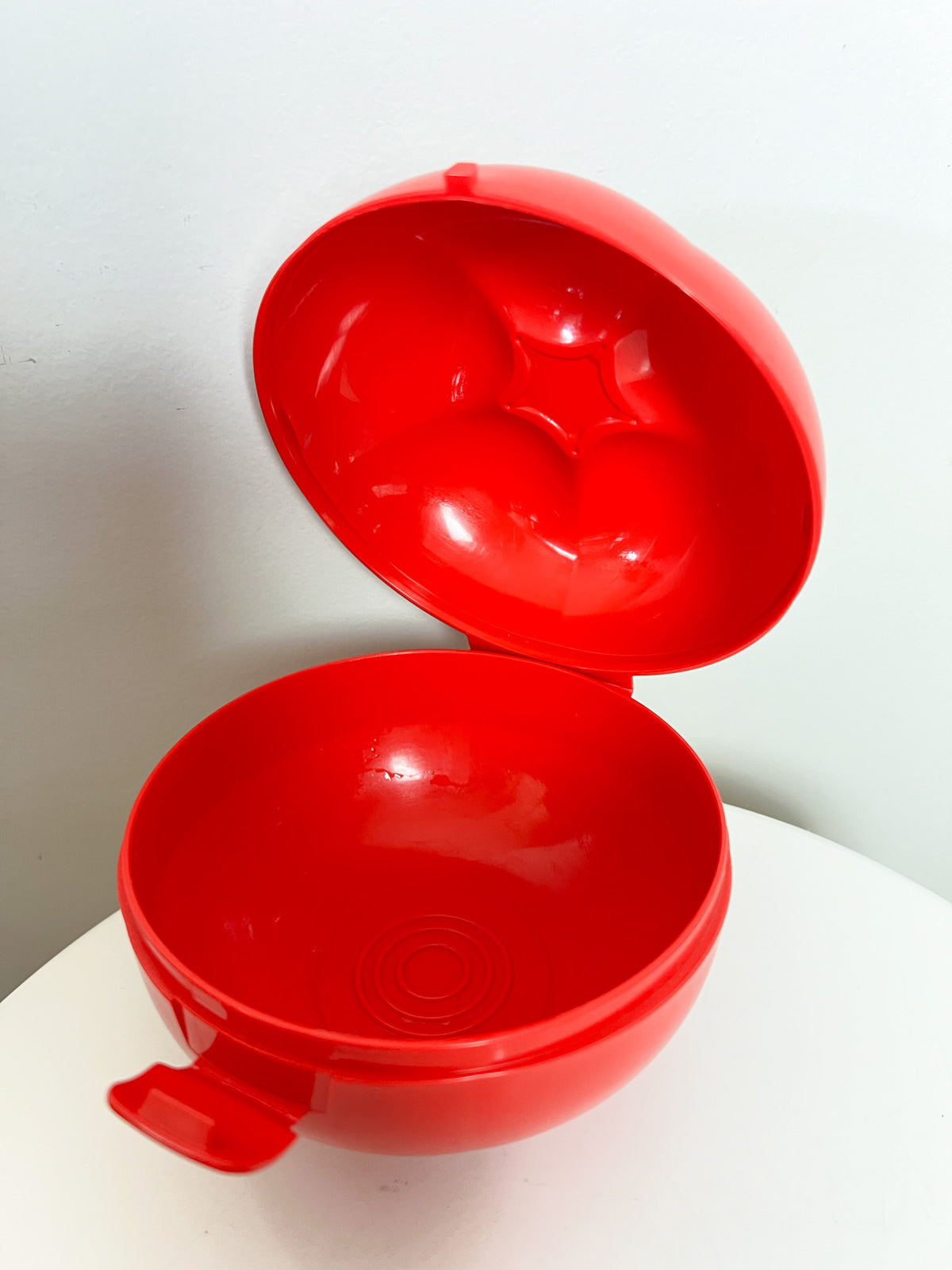 Boîte Tomate Tupperware Vintage Années 80 90– Rouge – Rangement Cuisine Pop Art