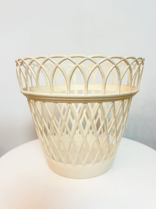 Cache-Pot Vintage Années 70/80 En Plastique Crème – Silhouette Évasée