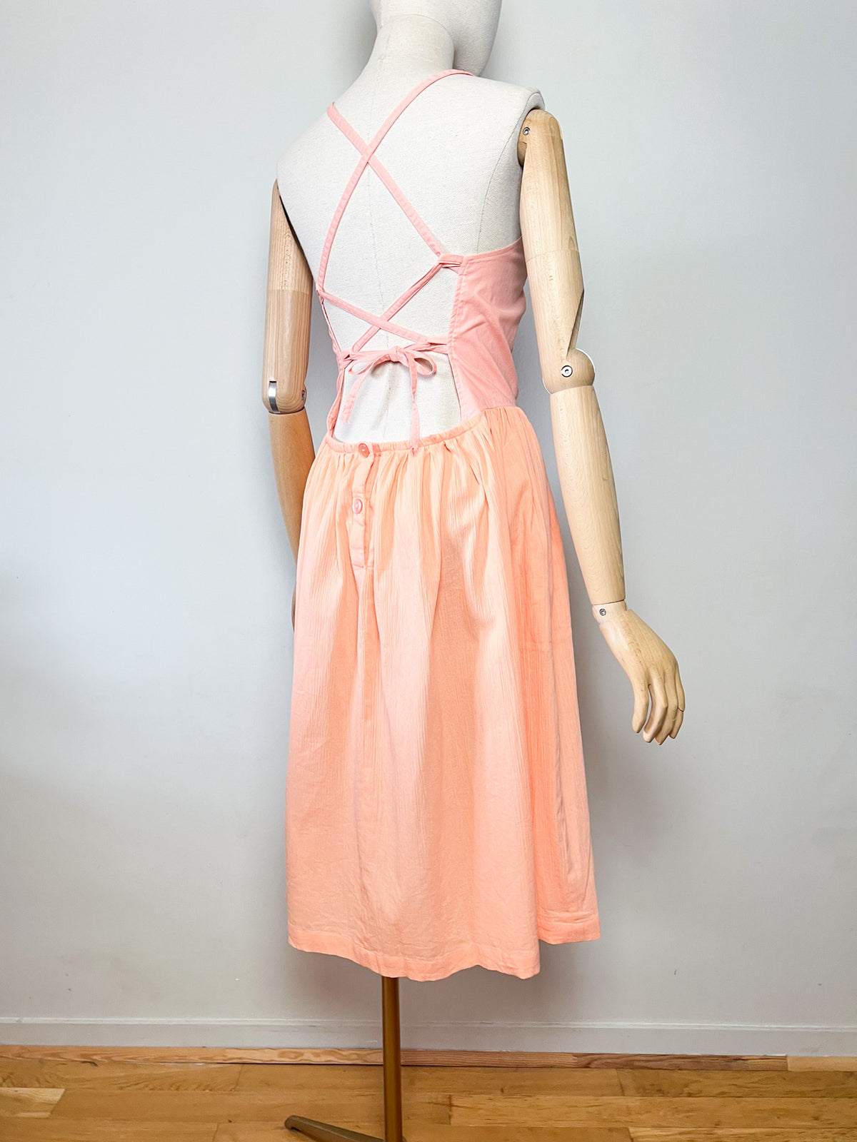 Robe midi Vintage Années 80 90 Abricot 100% Coton – Dos Nu Lacé– T34/36