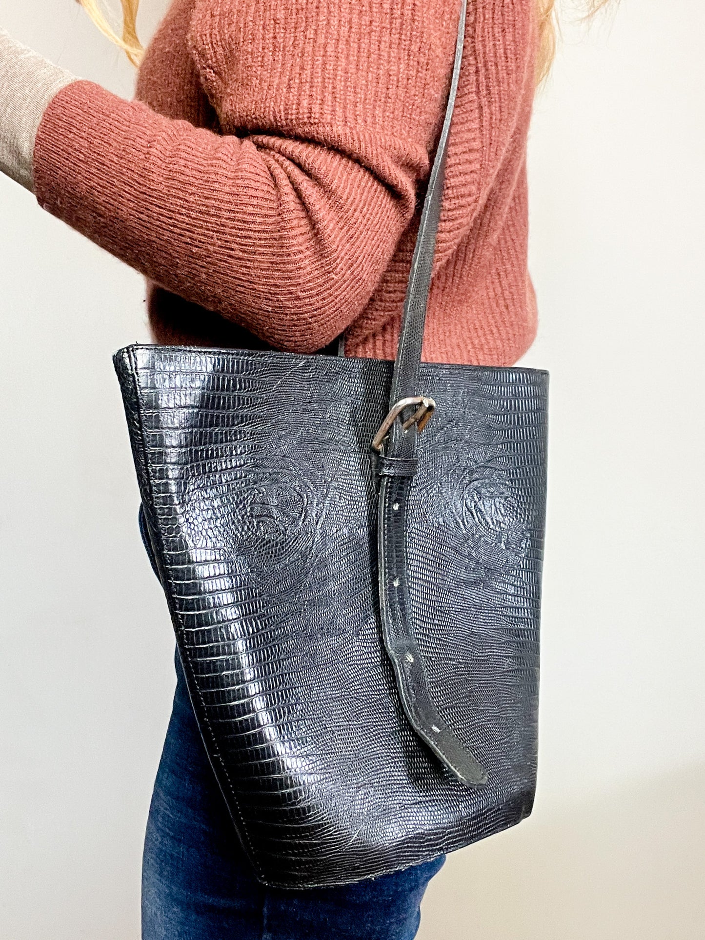 Sac Épaule Structuré Michel Orléan Paris - Cuir Embossé Reptile - Forme Corbeille