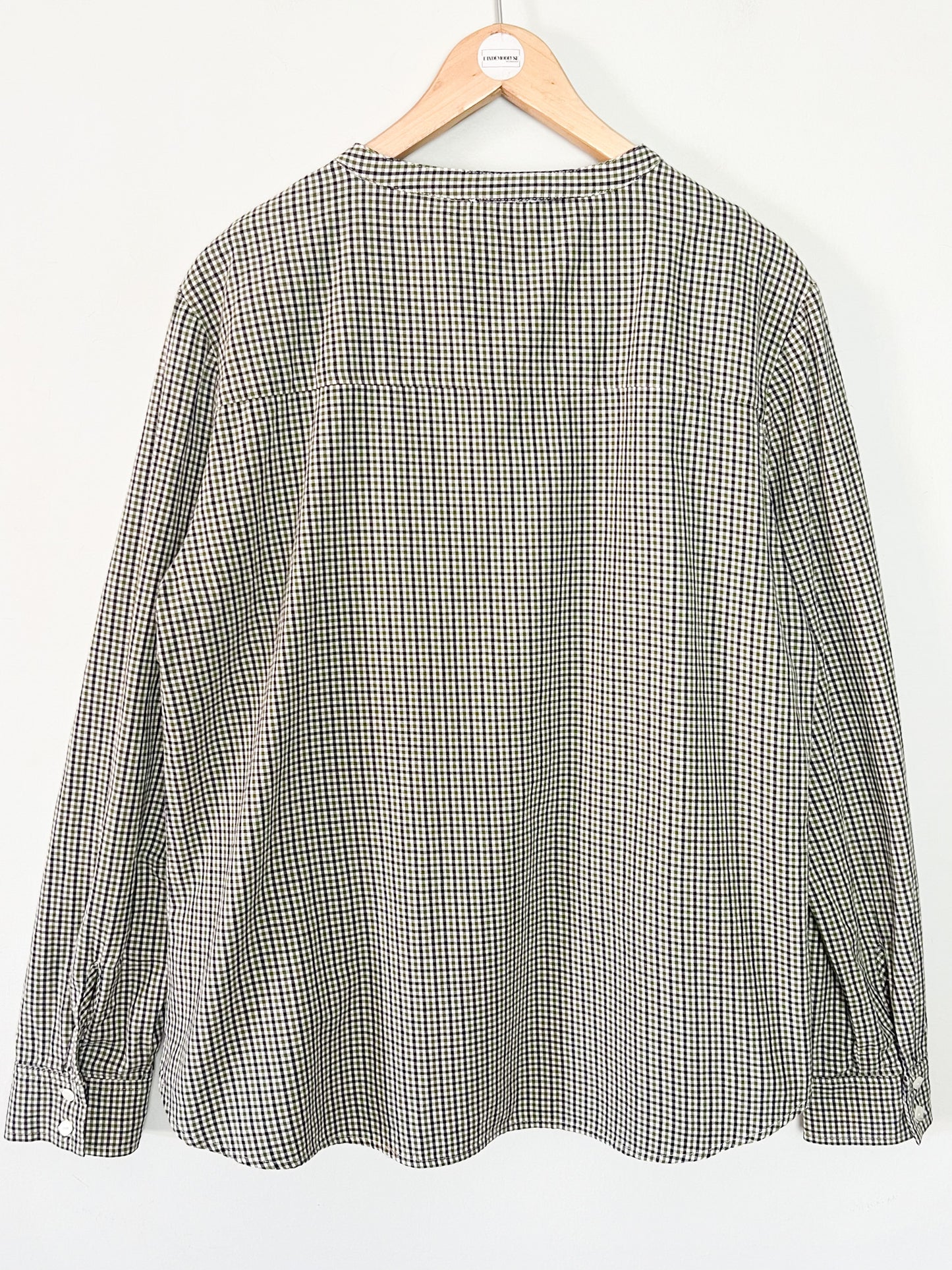 Blouse Fluide à Carreaux Longchamp – Vert, Marine & Blanc – Collection 2025 – T38