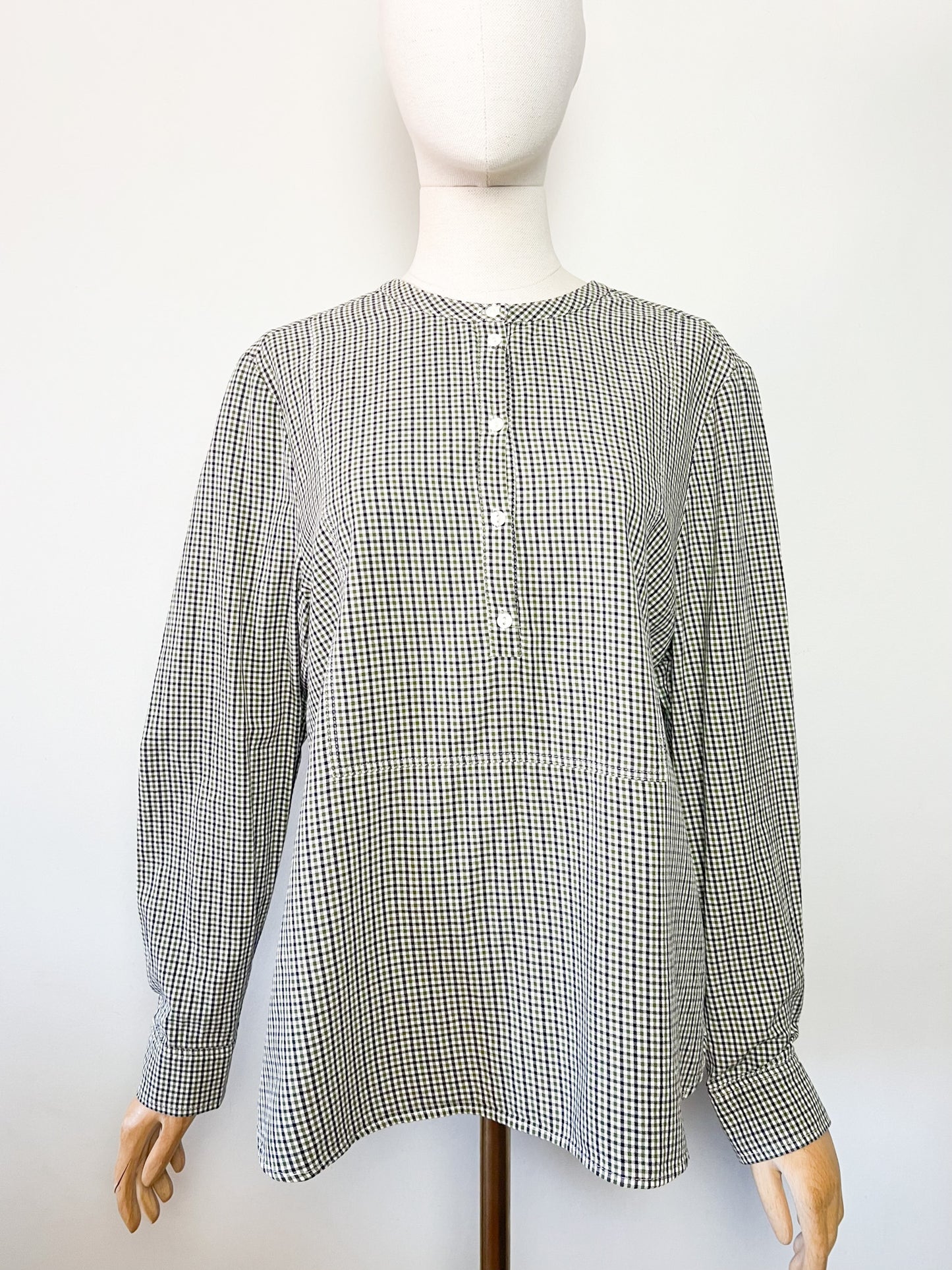 Blouse Fluide à Carreaux Longchamp – Vert, Marine & Blanc – Collection 2025 – T38