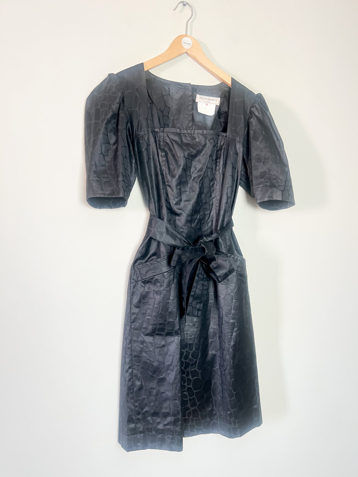 Robe Fourreau Vintage Yves Saint Laurent Variations 1987 Damassée – T36/38