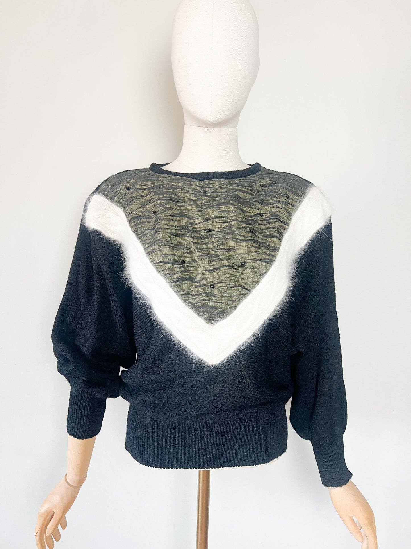 Pull Vintage Années 80 Manches Chauve-souris - Épaulettes - Angora & Perles T38/40