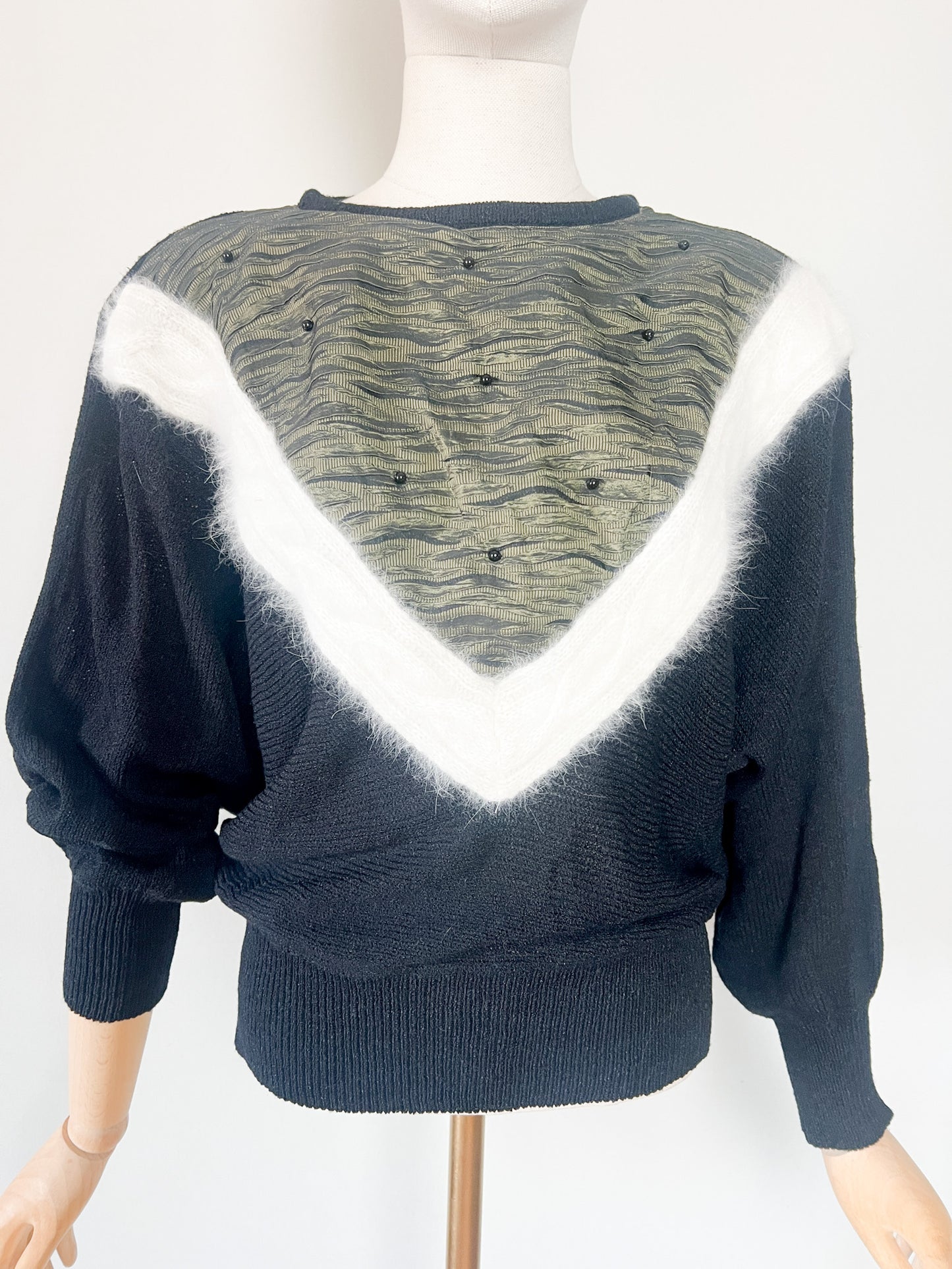 Pull Vintage Années 80 Manches Chauve-souris - Épaulettes - Angora & Perles T38/40