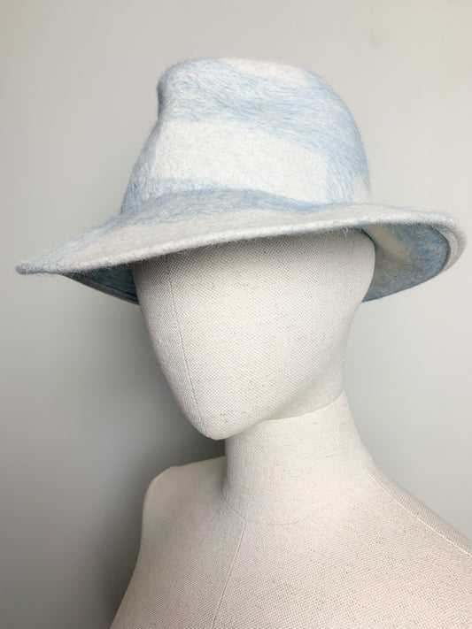 Chapeau Vintage Années 90/2000 - Poil de Laine Bleu Ciel & Blanc - Made in France - Taille Unique