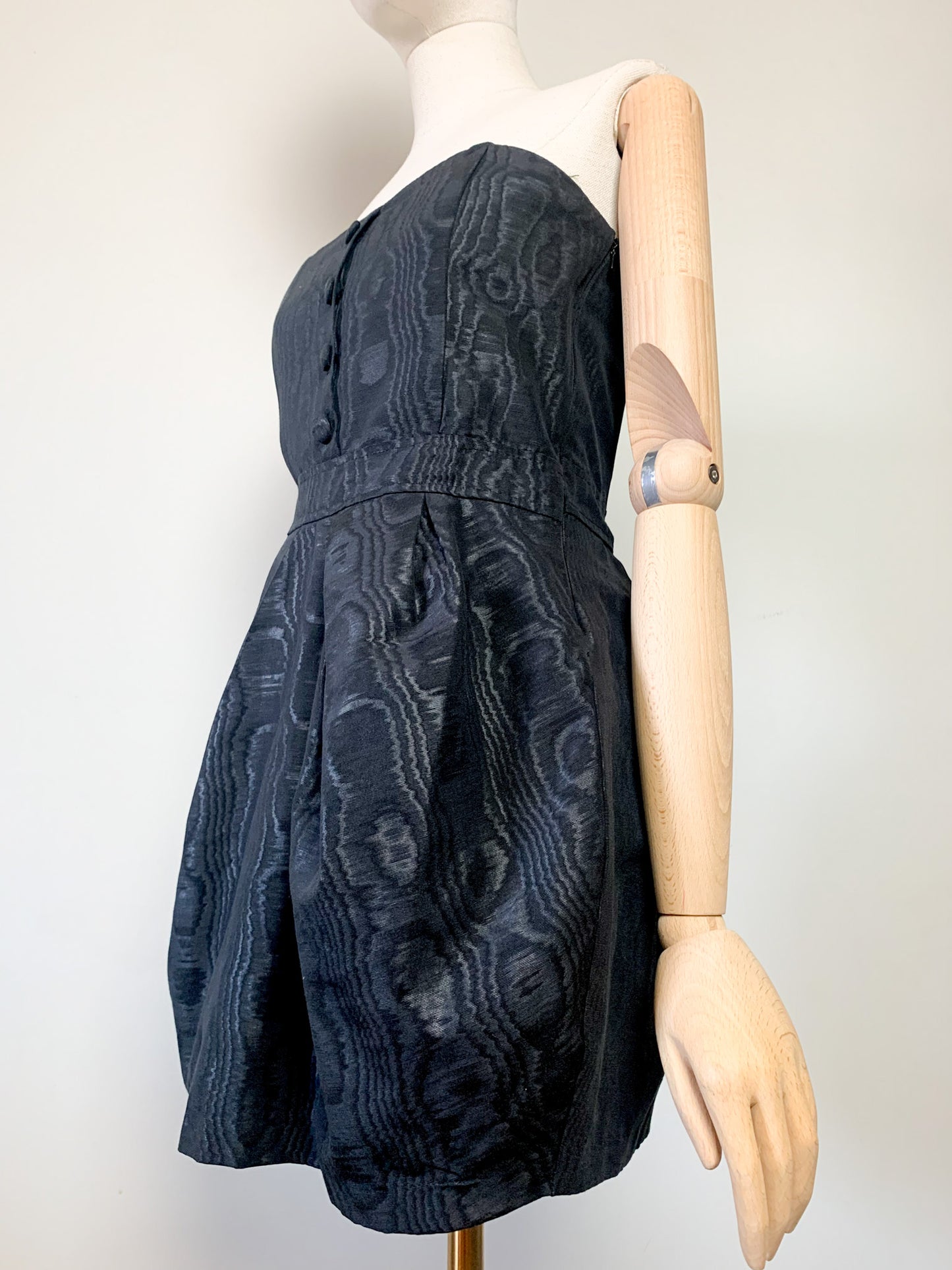 Robe Bustier Vintage années 80 Noir Moiré - Coupe Sculpturale T 36/38 - Jupe Bouffante