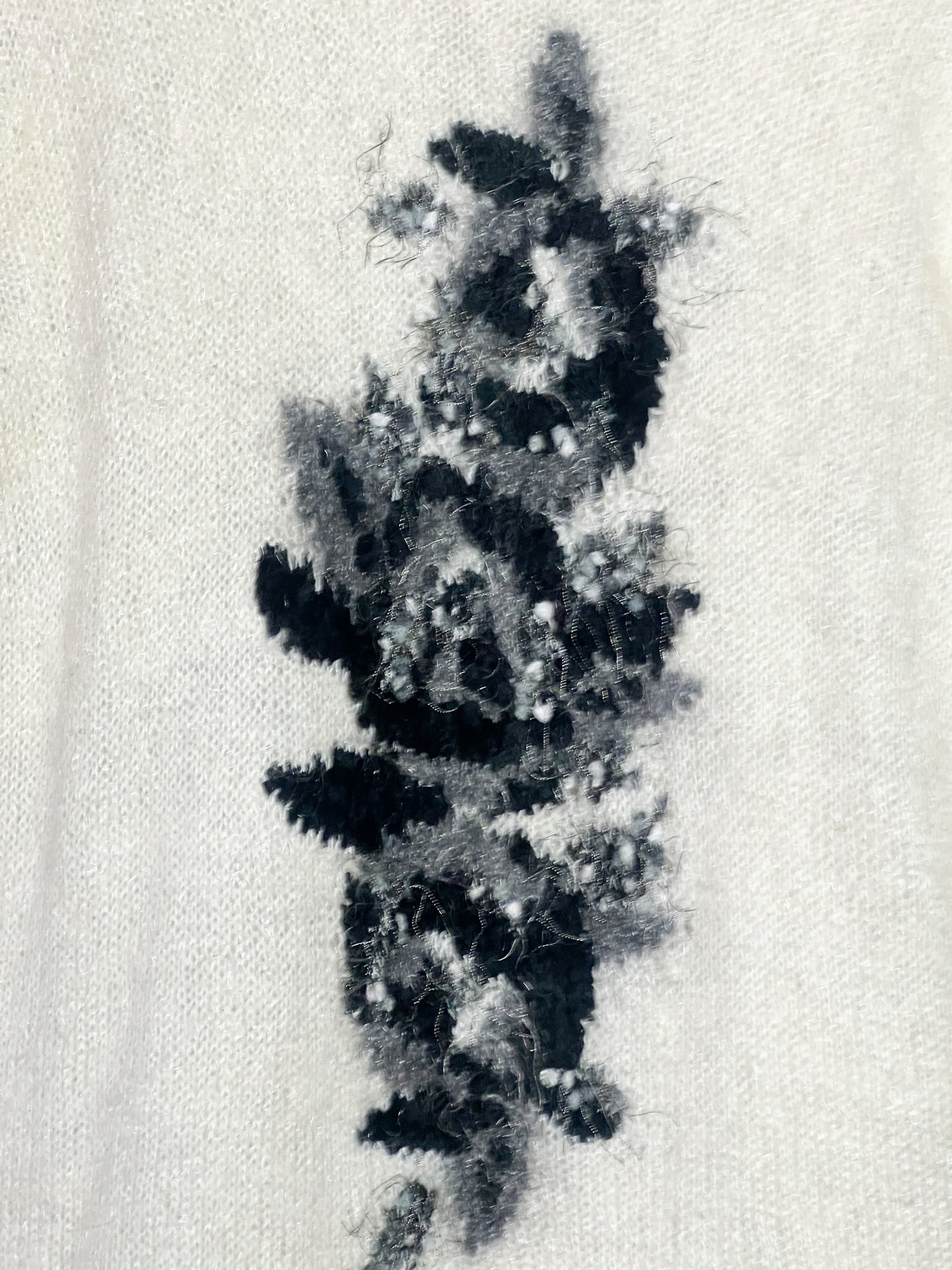 Pull cosy Vintage T 38 Col Montant - Motif Floral Rétro Gris/Noir - Doux Style Mohair