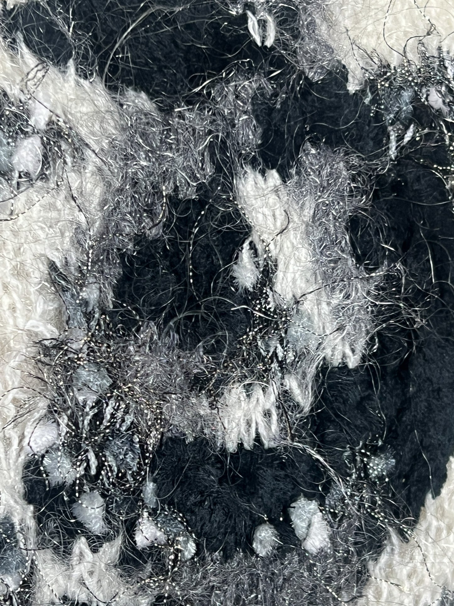Pull cosy Vintage T 38 Col Montant - Motif Floral Rétro Gris/Noir - Doux Style Mohair