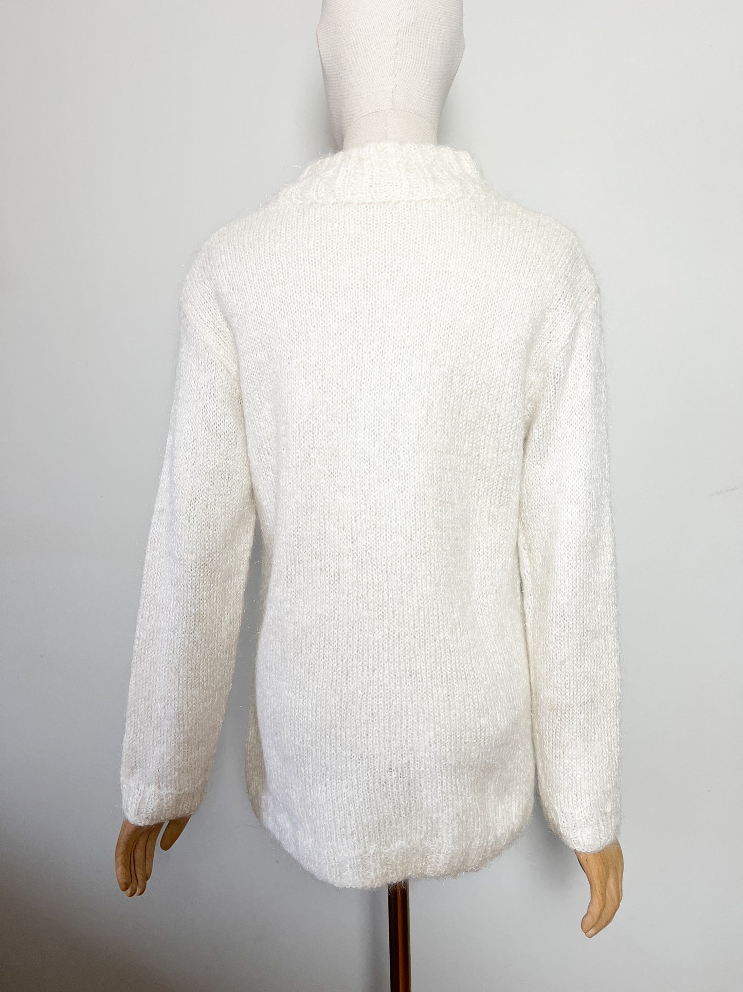 Pull cosy Vintage T 38 Col Montant - Motif Floral Rétro Gris/Noir - Doux Style Mohair