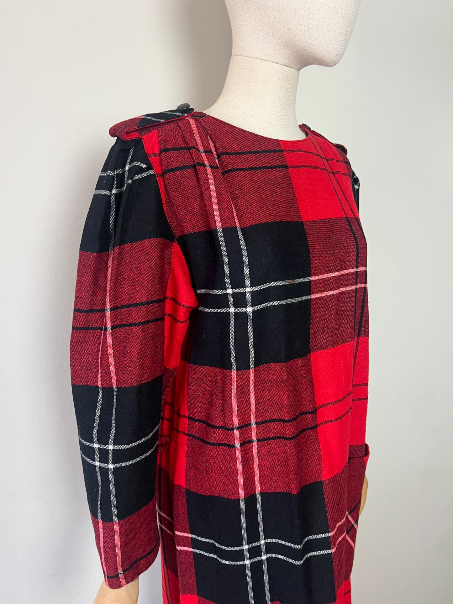 Robe VintageTartan Rouge & Noir - Coupe Ample/Oversize - T 38/40
