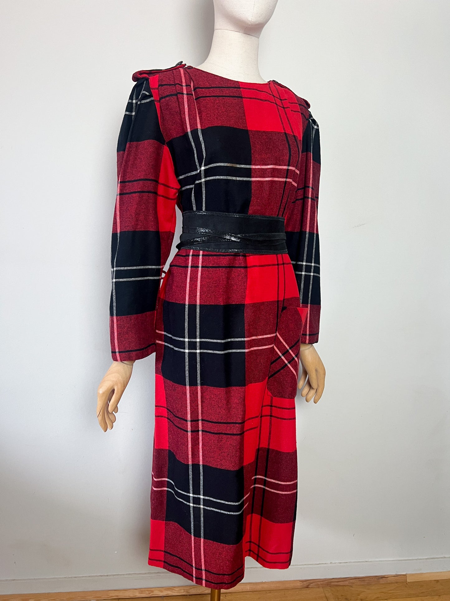 Robe VintageTartan Rouge & Noir - Coupe Ample/Oversize - T 38/40