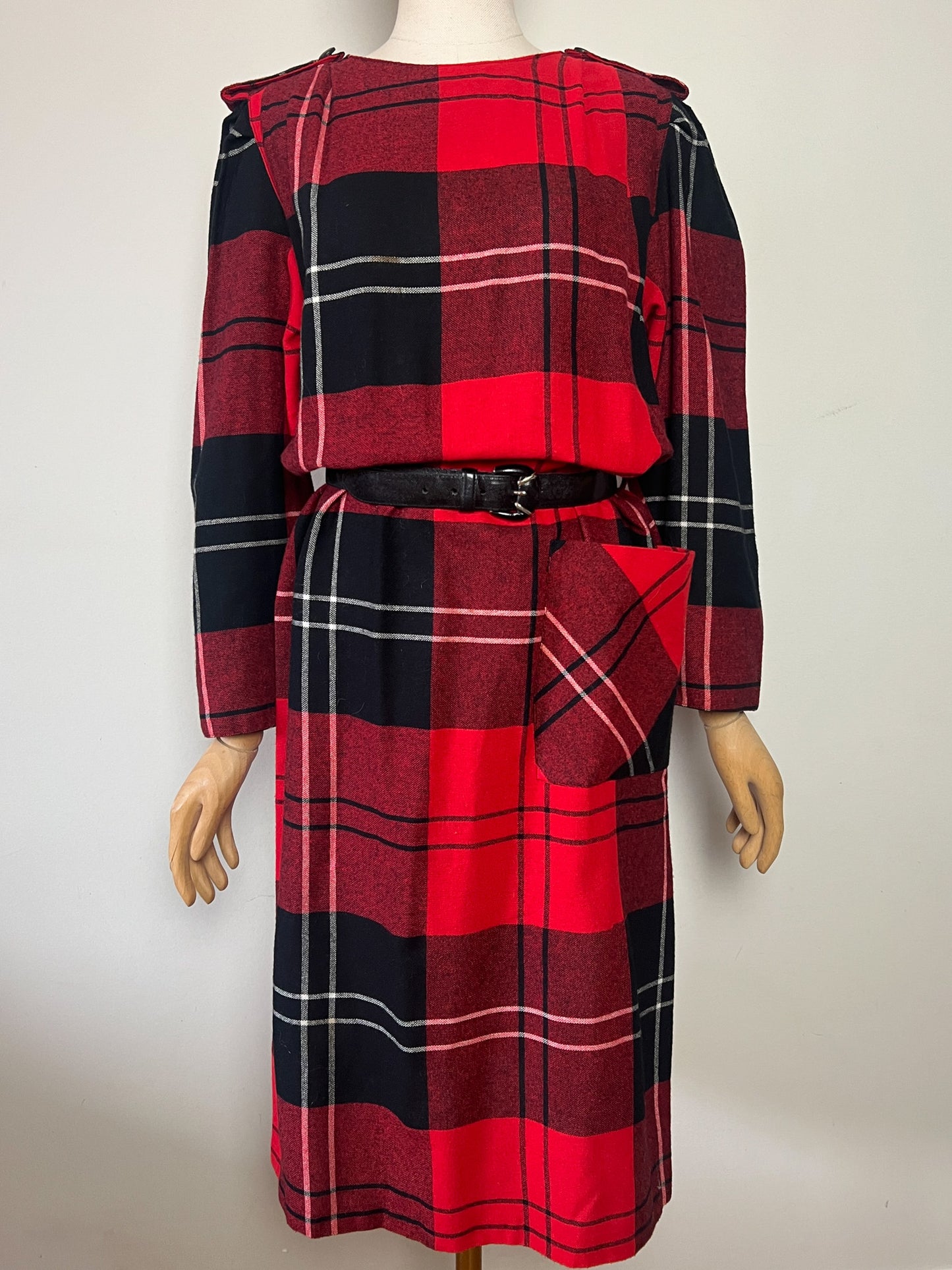 Robe VintageTartan Rouge & Noir - Coupe Ample/Oversize - T 38/40