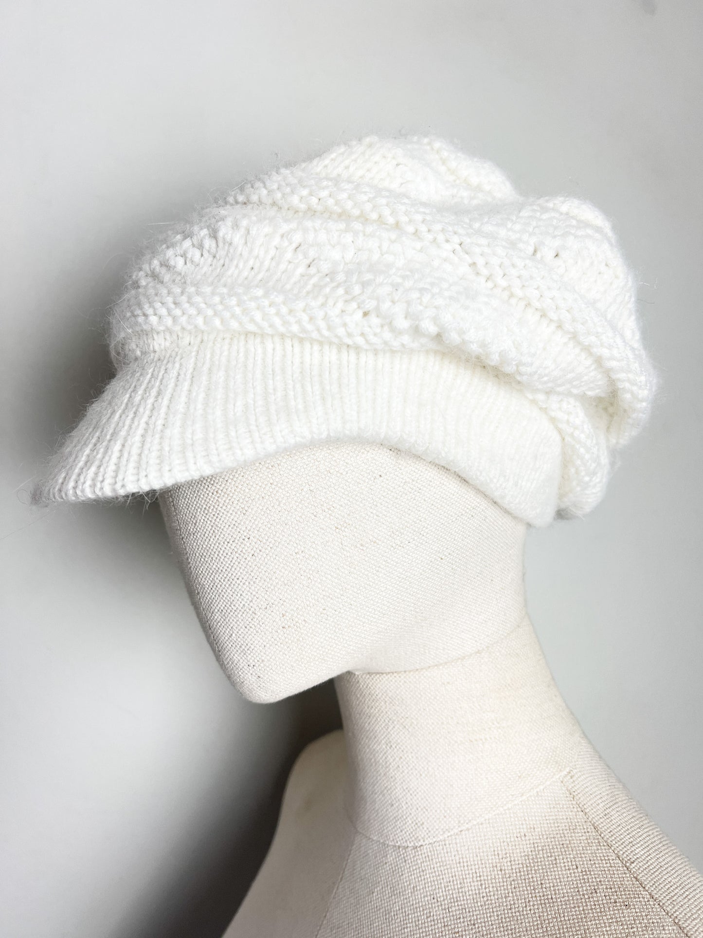 Bonnet Visière - Angora et Laine Crème - Casquette Hiver Douce