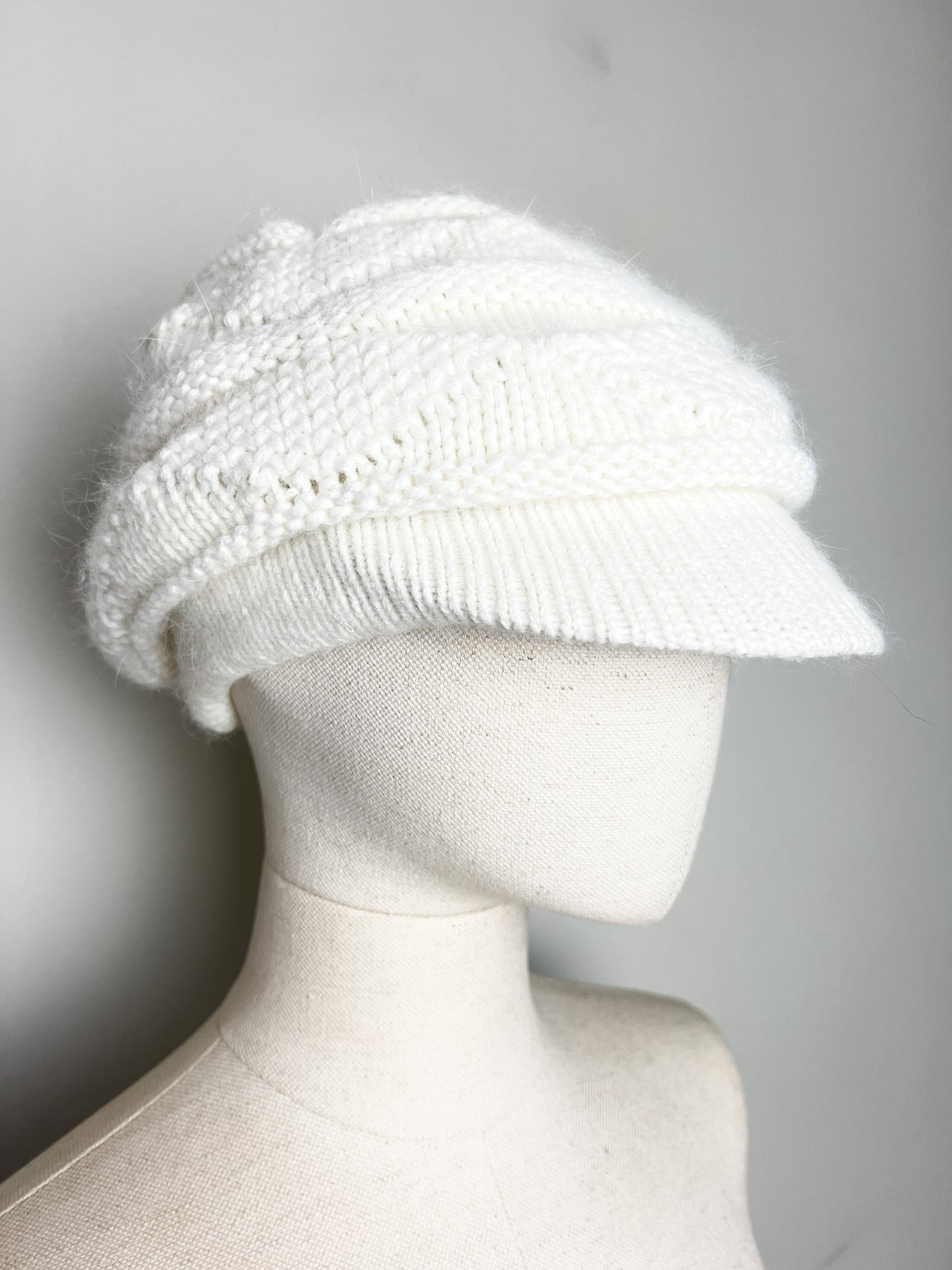 Bonnet Visière - Angora et Laine Crème - Casquette Hiver Douce