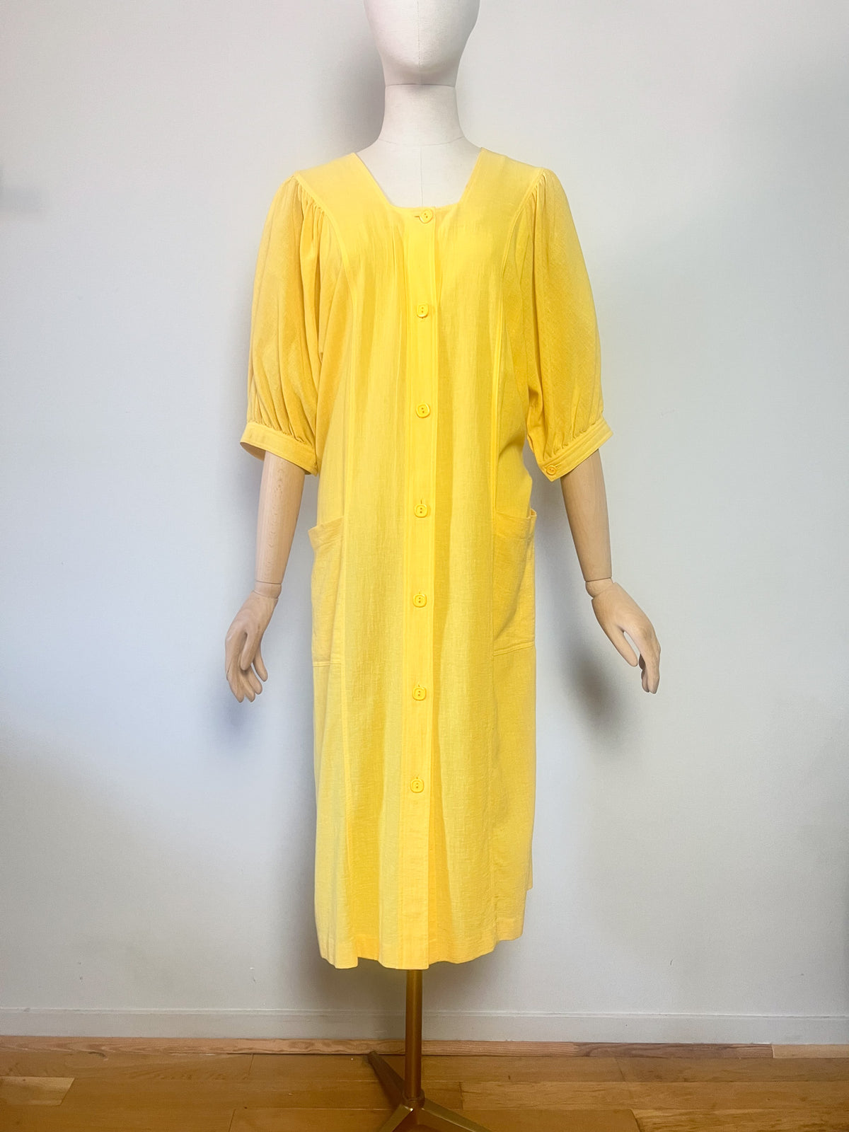 Robe vintage Années 80 - Jaune lumineux - 100% Coton Suisse - Mary West – T42/44