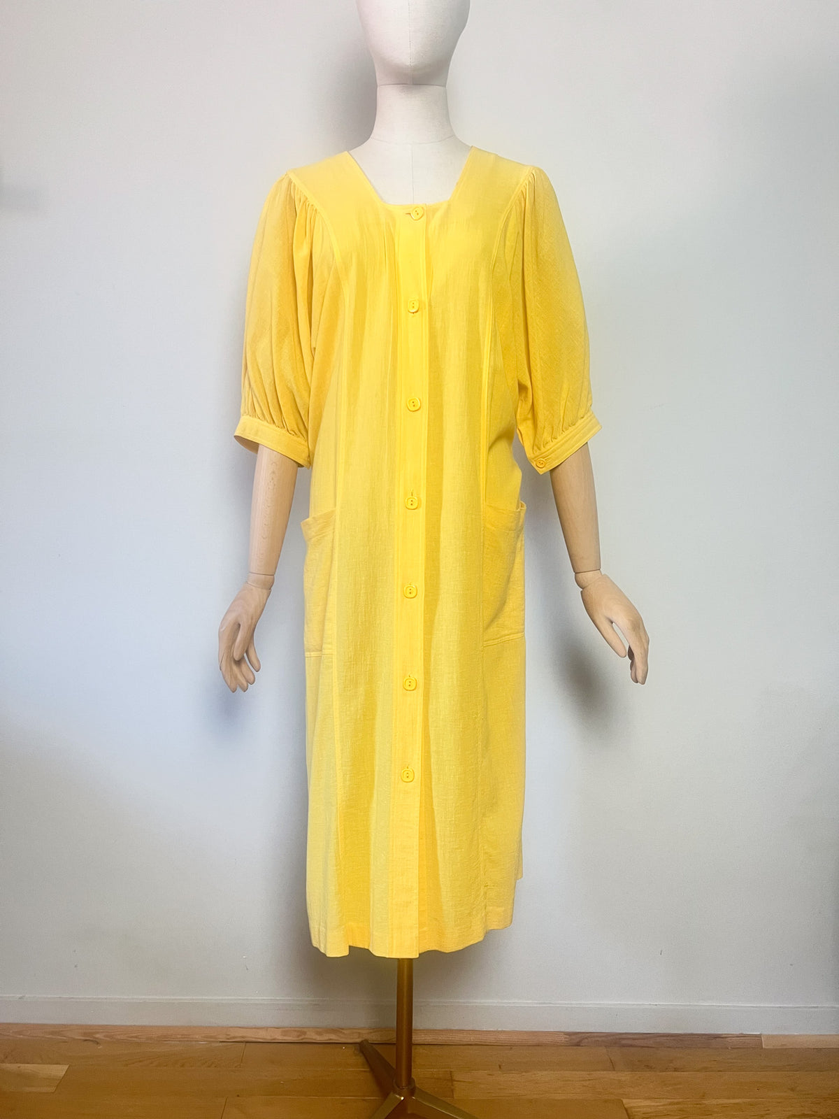 Robe vintage Années 80 - Jaune lumineux - 100% Coton Suisse - Mary West – T42/44