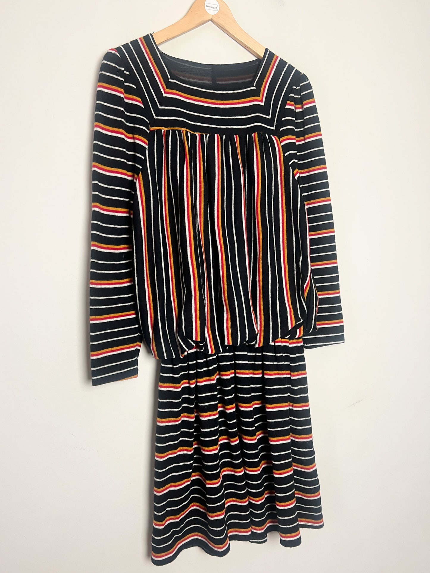 Robe Vintage année 80 Blousante - Rayures Rouge Moutarde Noir - Encolure Carrée - T36/38