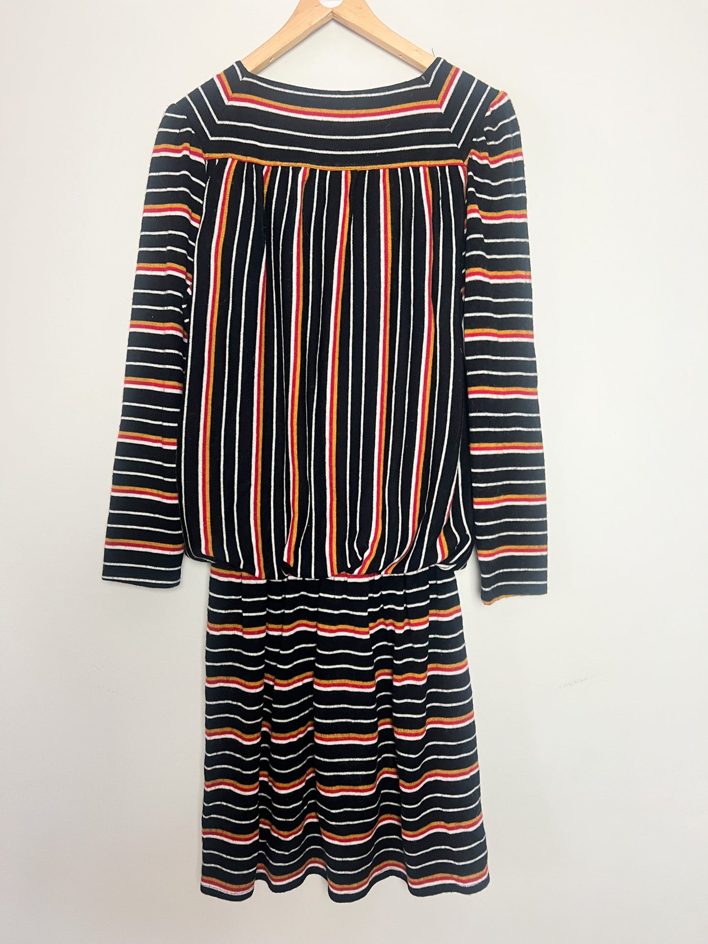 Robe Vintage année 80 Blousante - Rayures Rouge Moutarde Noir - Encolure Carrée - T36/38