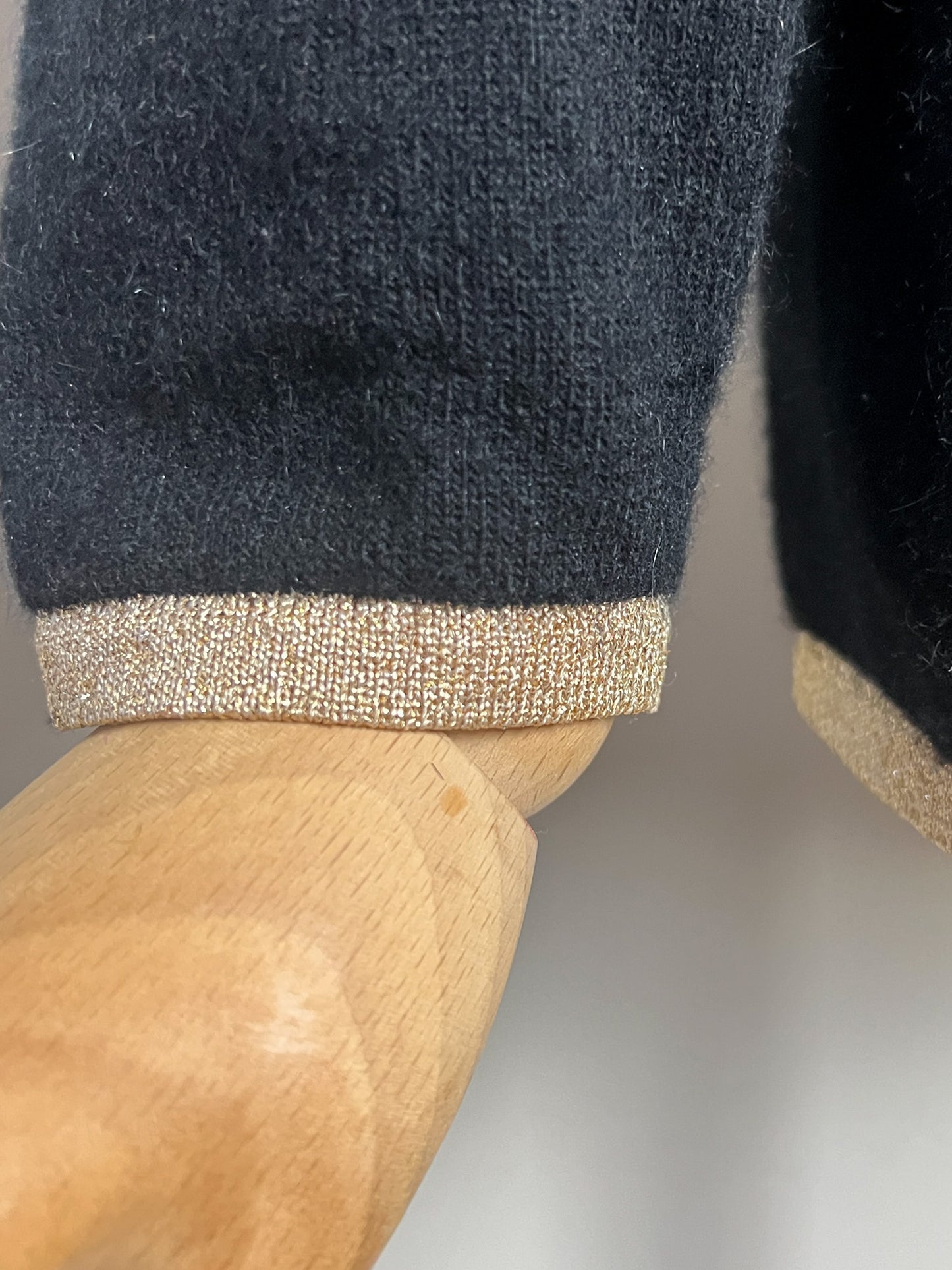 Pull Vintage Années 90 Laine Angora - Noir Broderie Or - Made in Italy -Betty's T40/42