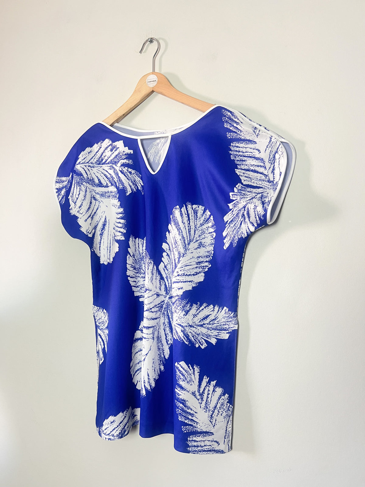 Blouse Fluide Vintage Années 80 90 – Bleu & Blanc Motif Feuillage – T.38/40