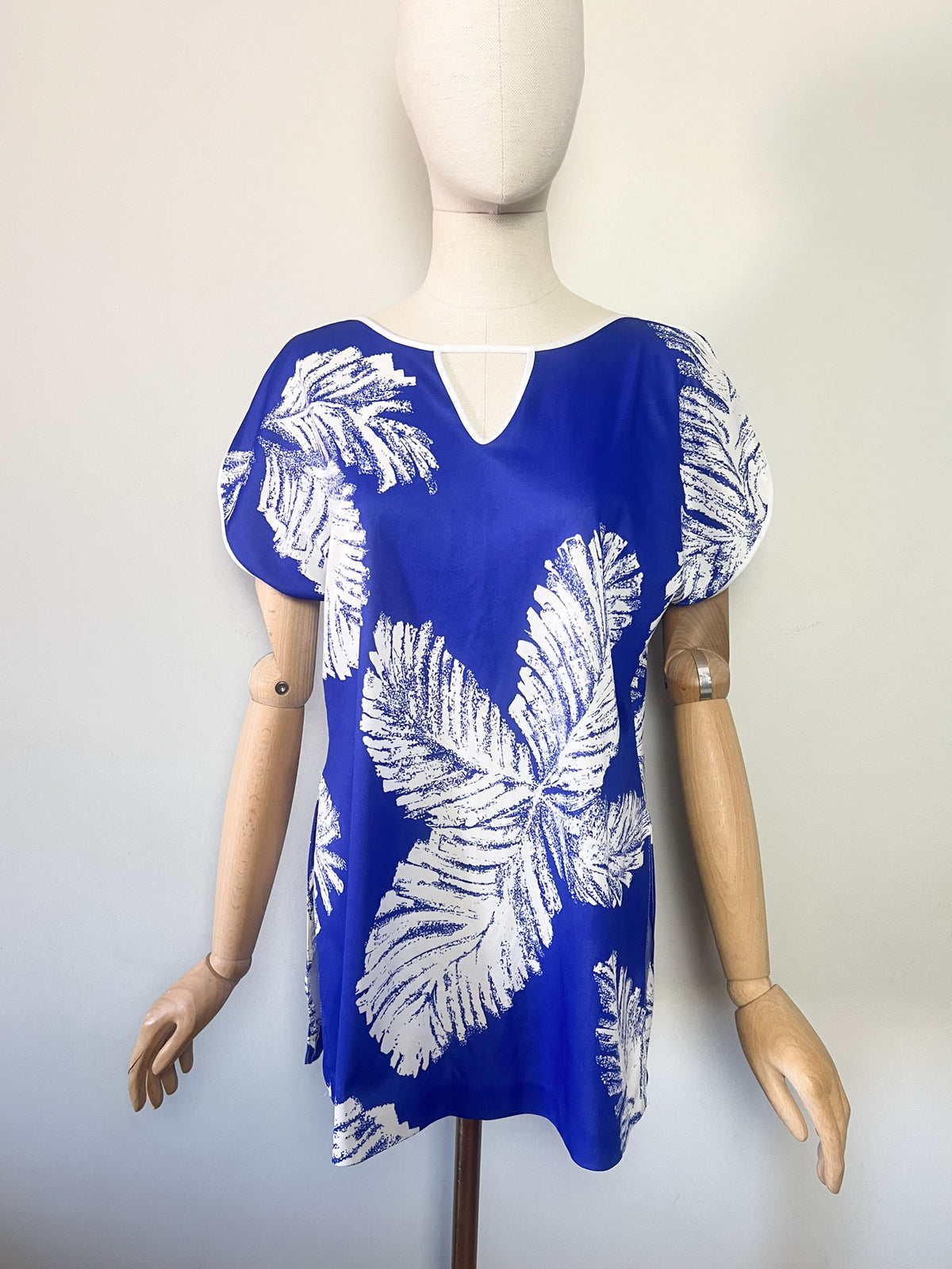 Blouse Fluide Vintage Années 80 90 – Bleu & Blanc Motif Feuillage – T.38/40