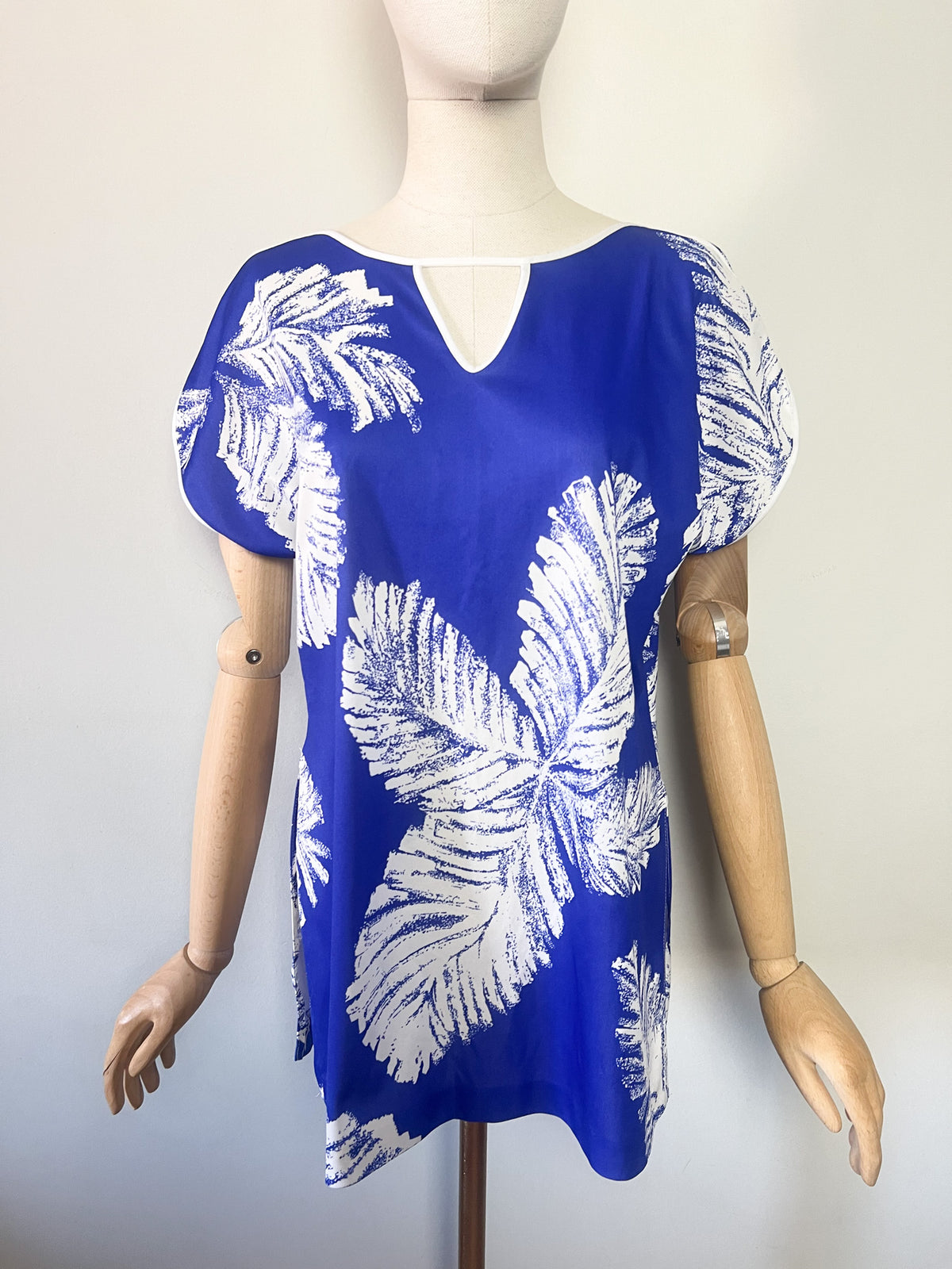 Blouse Fluide Vintage Années 80 90 – Bleu & Blanc Motif Feuillage – T.38/40