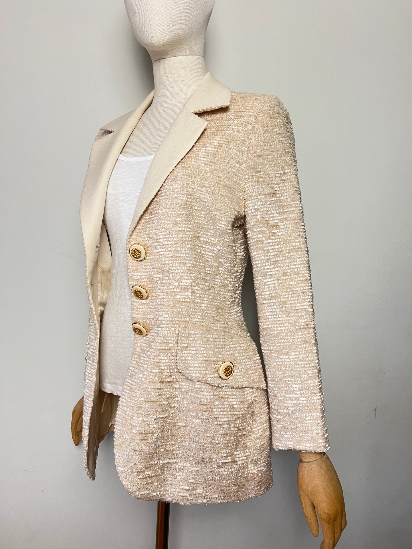 Veste Blazer Vintage Luxe J. FATH PARIS - Ivoire Fils Dorés - Coupe Cintrée - T 38