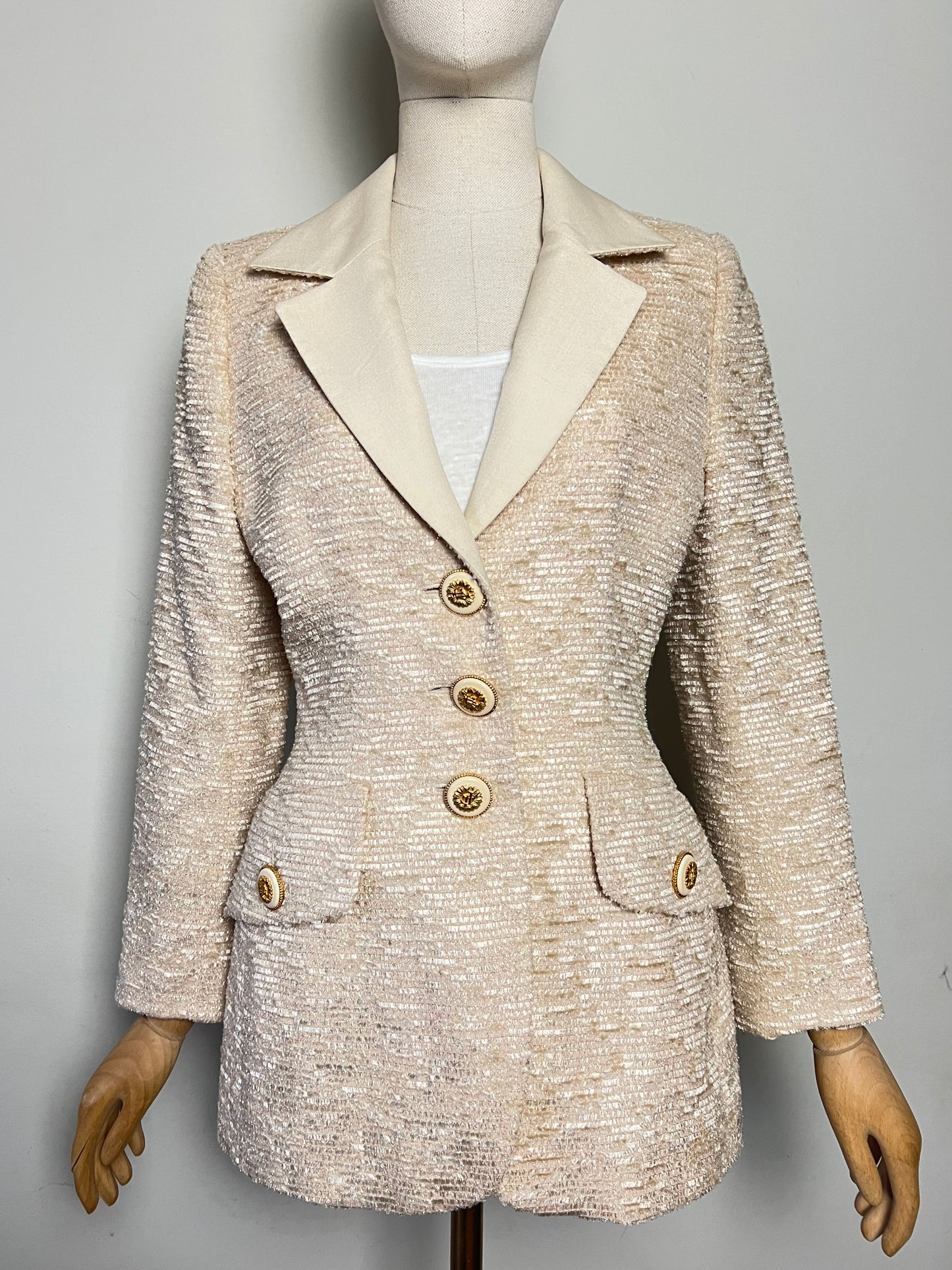 Veste Blazer Vintage Luxe J. FATH PARIS - Ivoire Fils Dorés - Coupe Cintrée - T 38