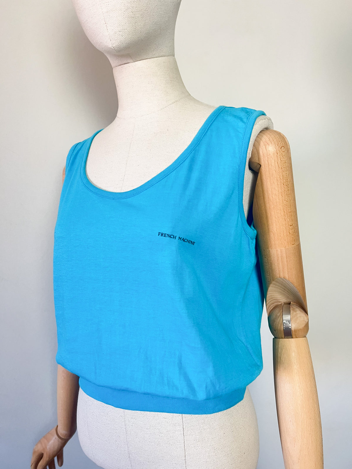 Top Débardeur Crop Vintage Années 90 Turquoise Dos Croisé – French Machine – T38/40