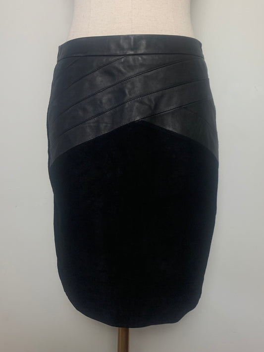 Jupe en daim et cuir noir One Step