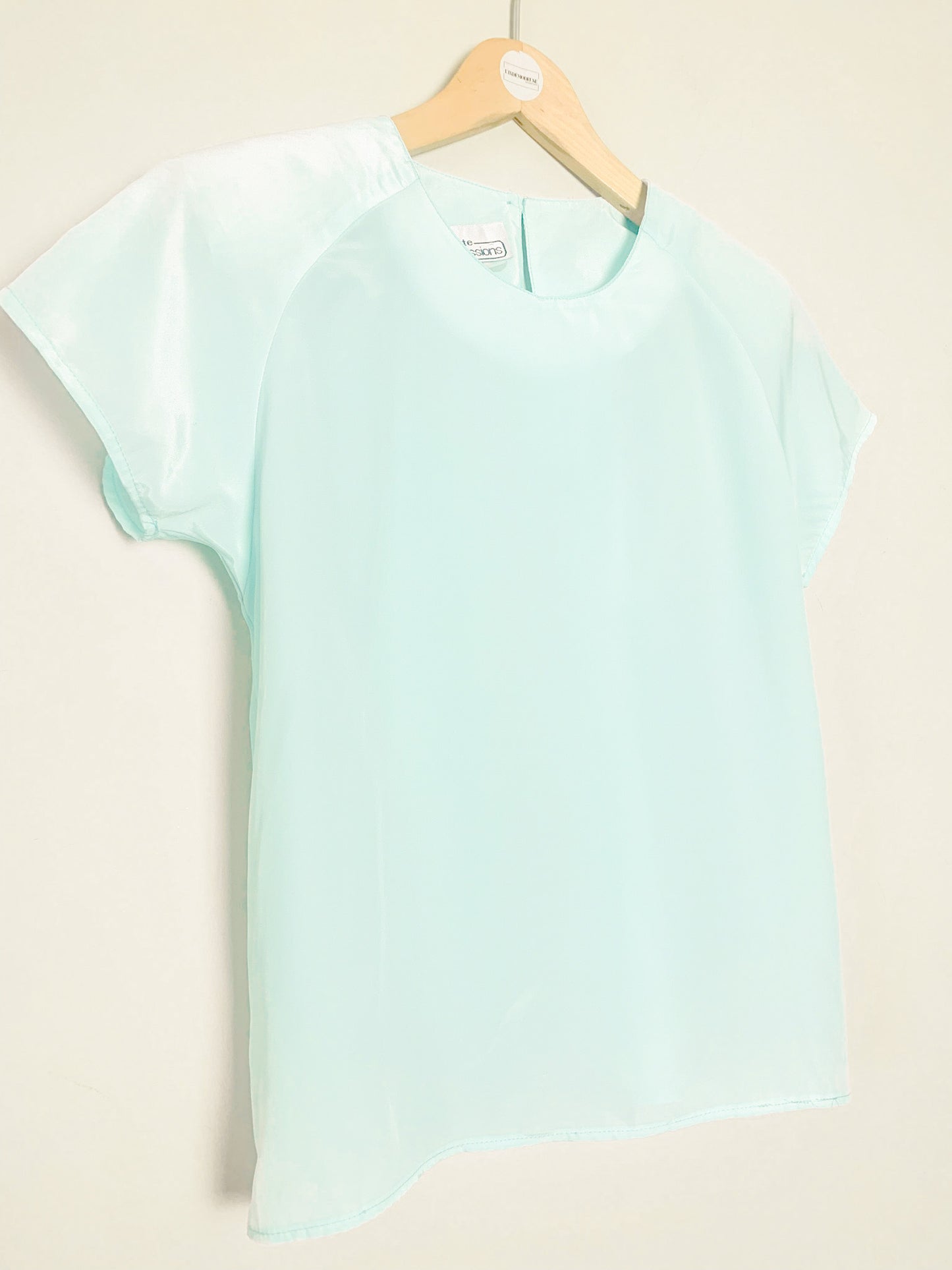 Blouse Vintage Années 80 90 Vert d'Eau - Coupe Structurée & Épaulettes - Made in USA - T. 36