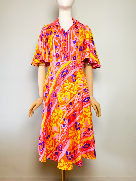 Robe mi longue col chemise en soie multicolore vintage