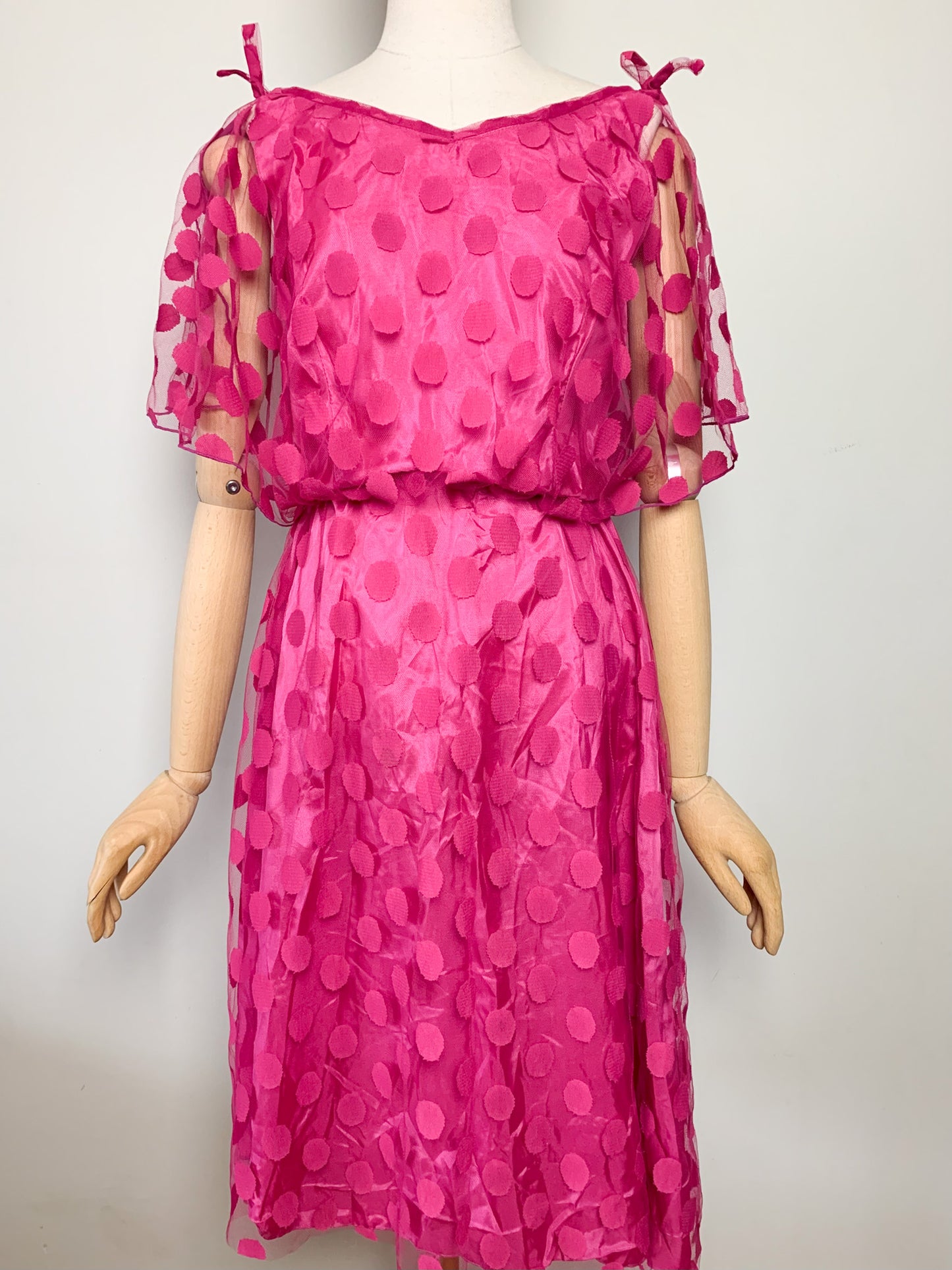 Robe vintage Années 80 rose en tulle à pois en relief – fête et céremonie_T34