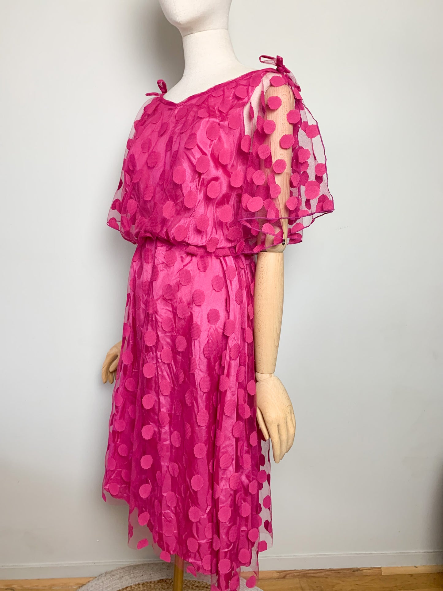 Robe vintage Années 80 rose en tulle à pois en relief – fête et céremonie_T34