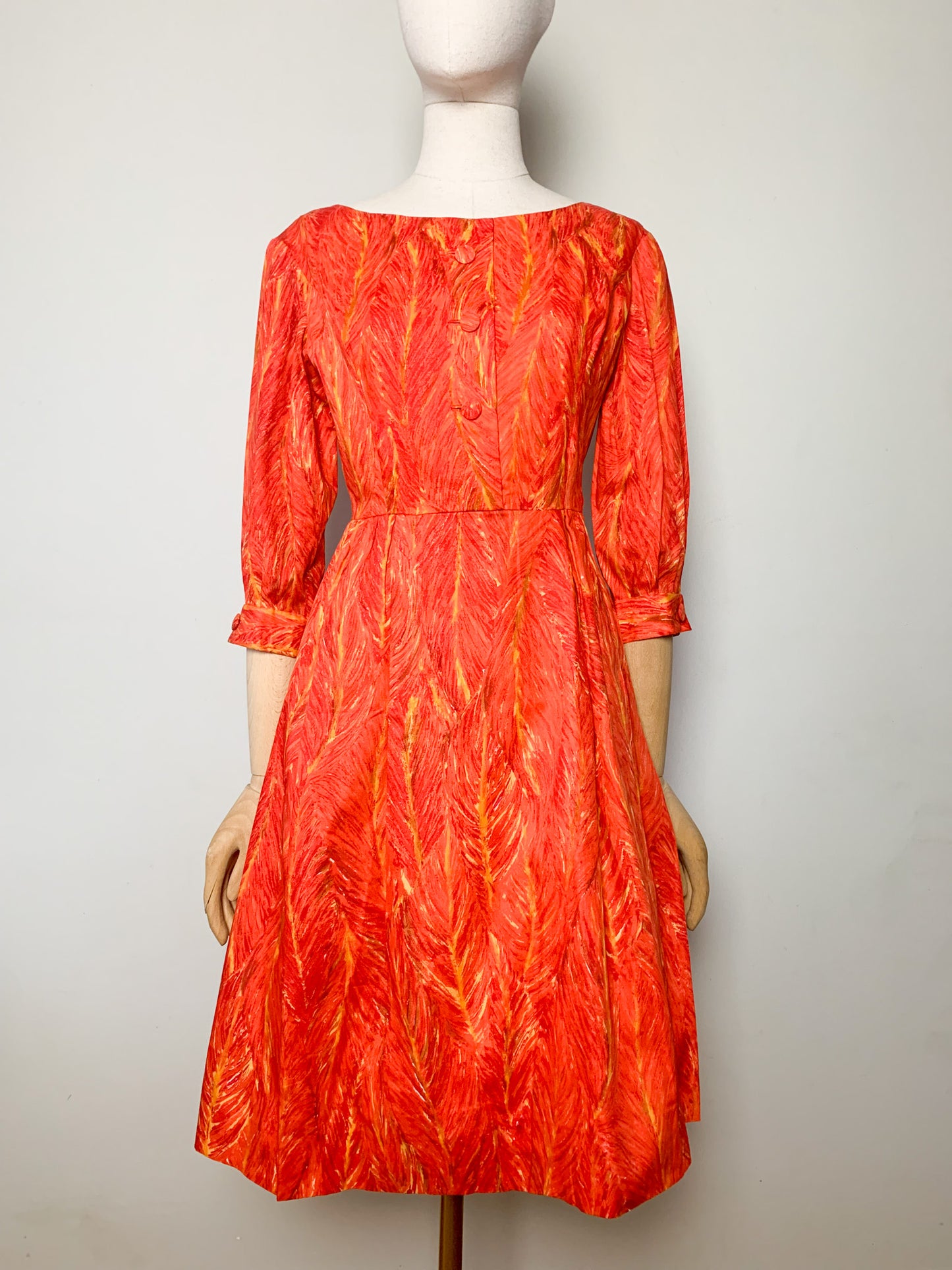 Robe Chic Vintage Années 60 - Coupe Structurée - Imprimé Géométrique/Floral Orangé - T32/34