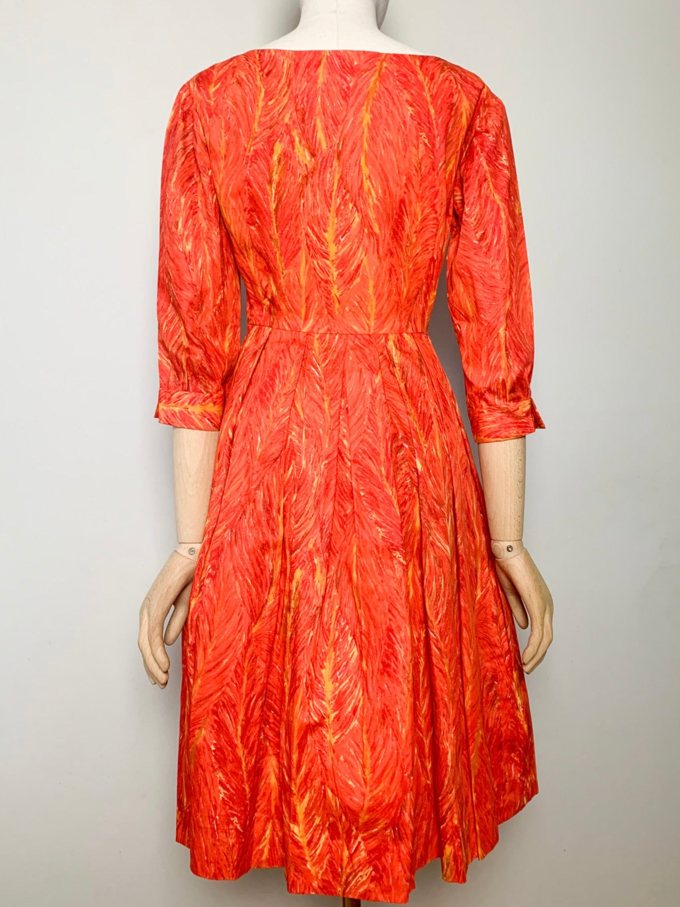 Robe Chic Vintage Années 60 - Coupe Structurée - Imprimé Géométrique/Floral Orangé - T32/34