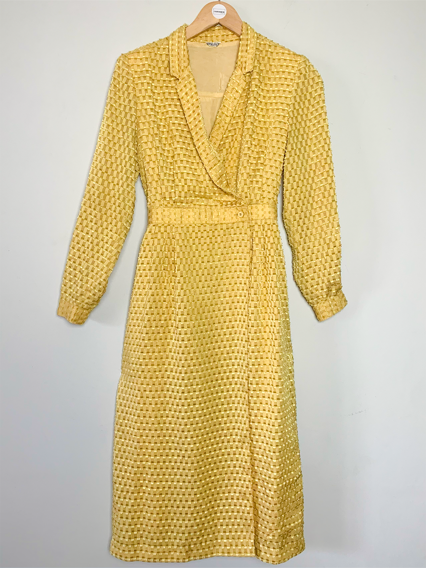 Robe glamour portefeuille jaune scintillante vintage