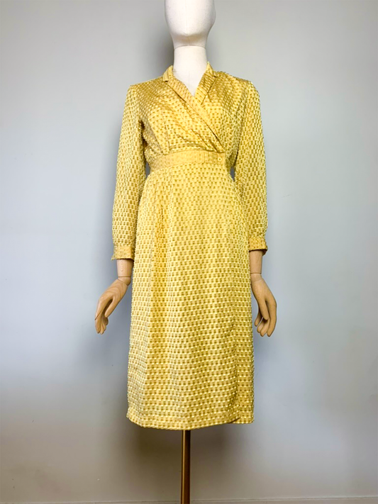 Robe glamour portefeuille jaune scintillante vintage