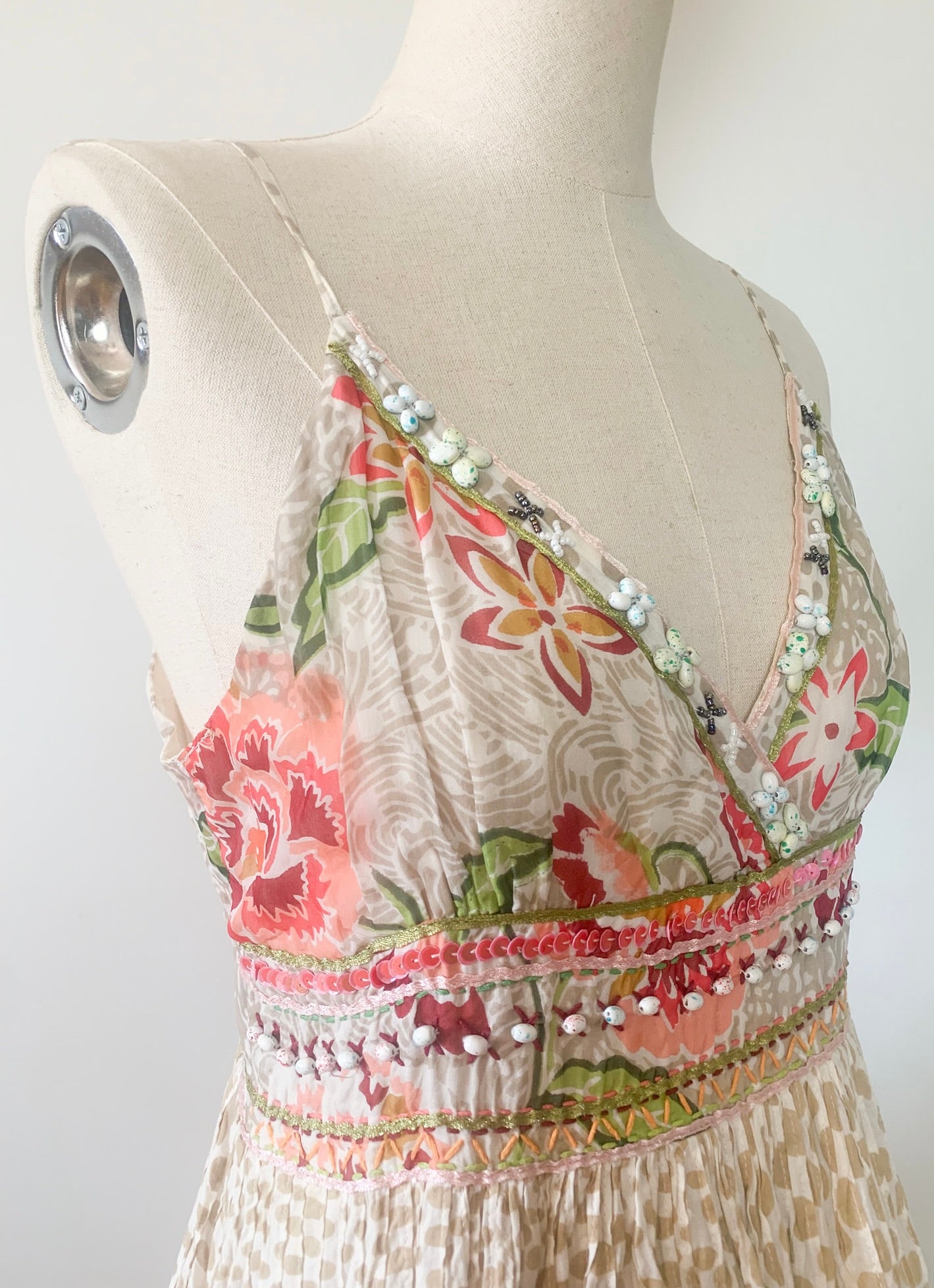Robe Midi Bohème Renée Derhy Broderies & Perles – Coupe Empire – Taille S