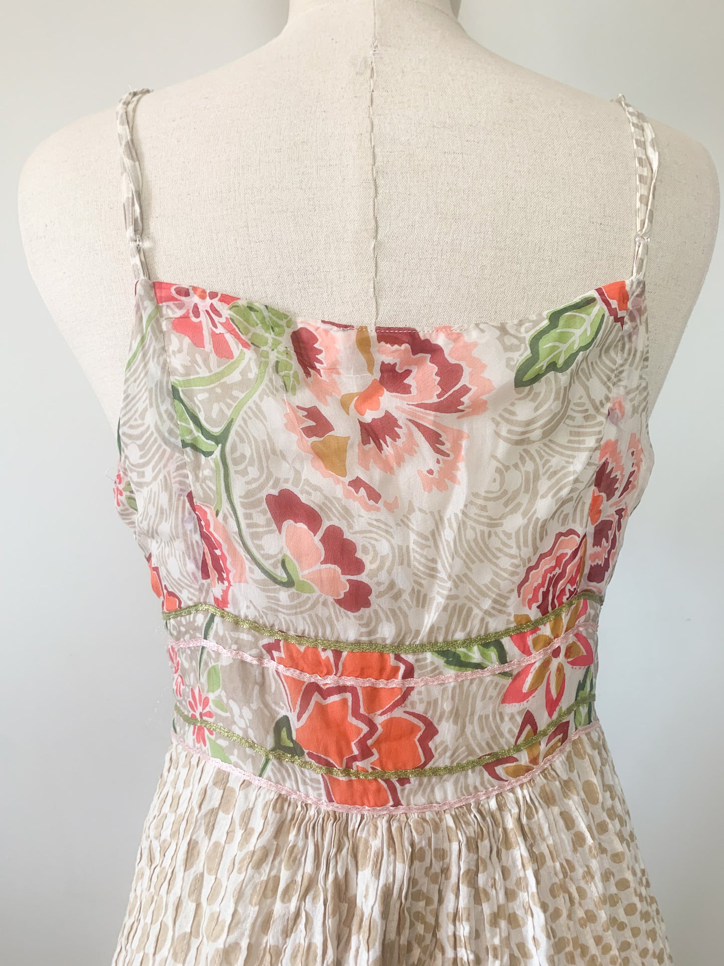 Robe Midi Bohème Renée Derhy Broderies & Perles – Coupe Empire – Taille S