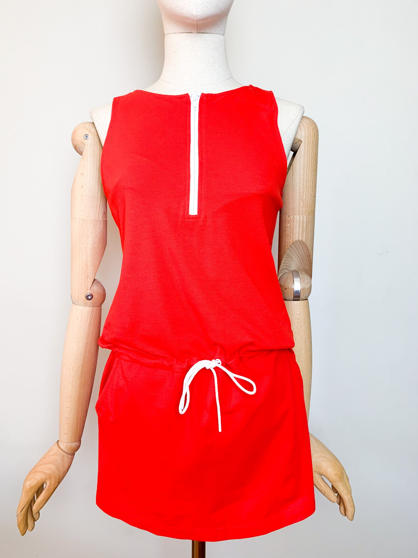 Robe Vintage Années 90 - Rouge - Sport-Chic -Coton Piqué – Dorotennis - T. 36/38