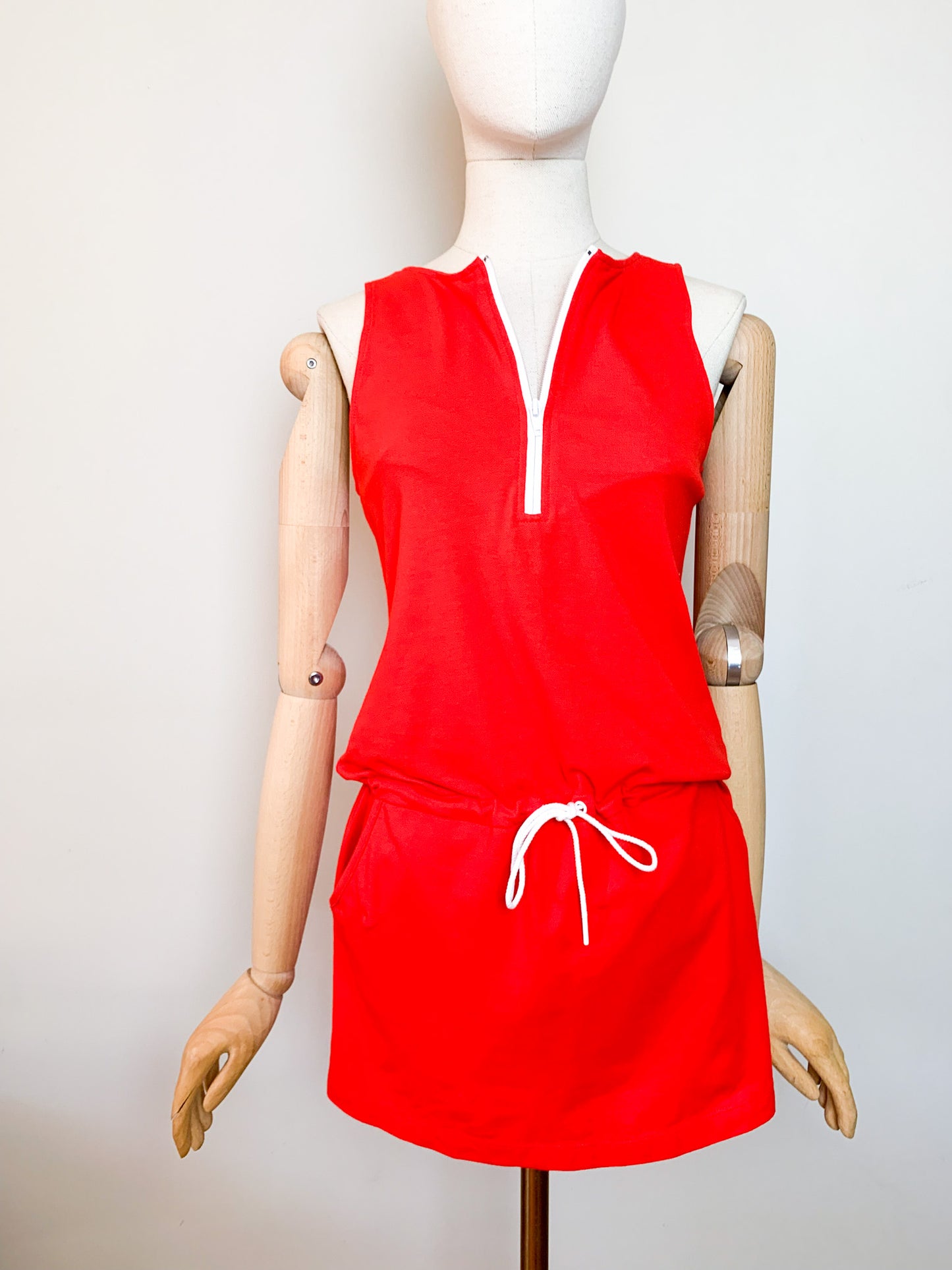 Robe Vintage Années 90 - Rouge - Sport-Chic -Coton Piqué – Dorotennis - T. 36/38
